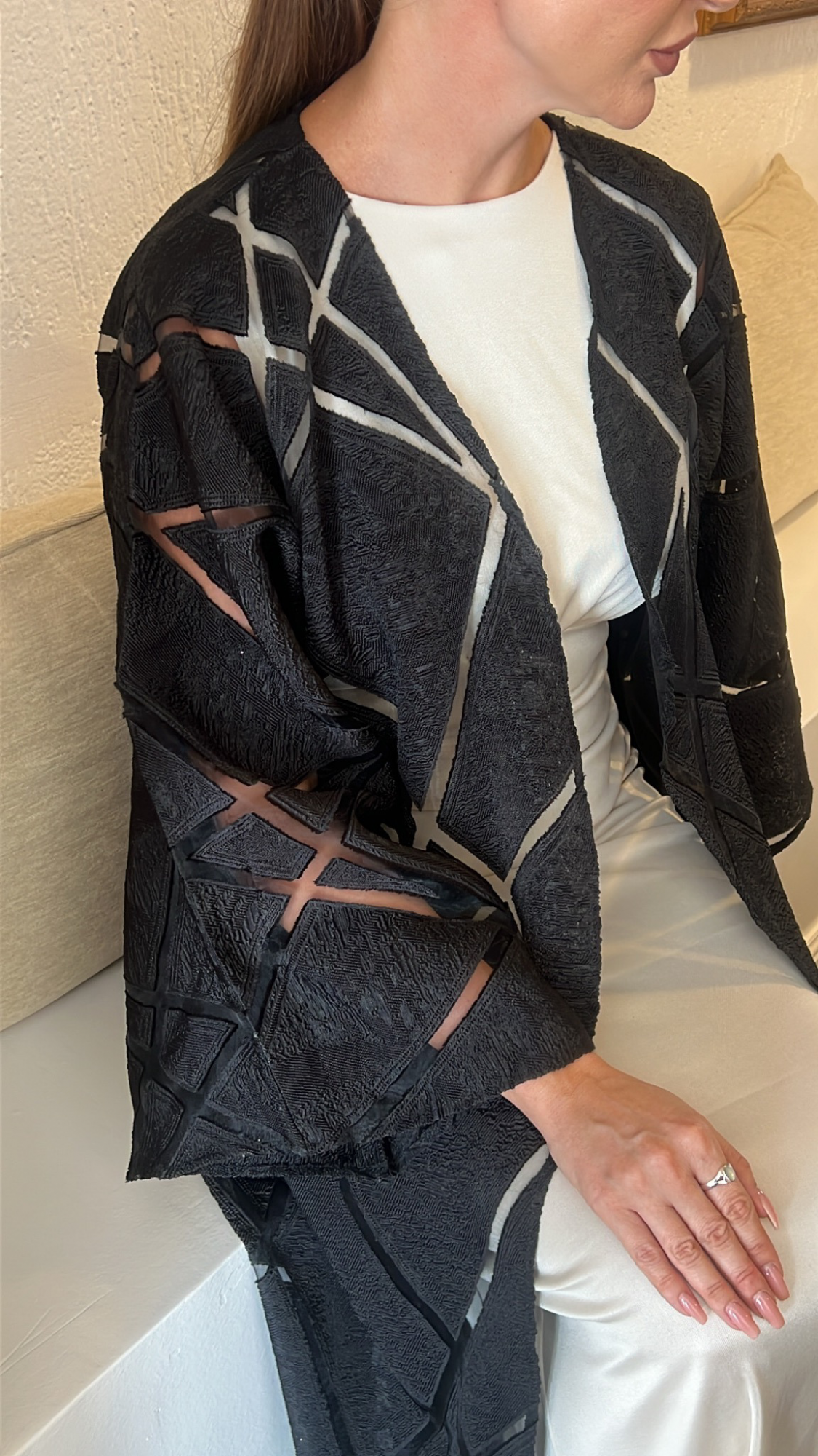 Transparent lines - Black