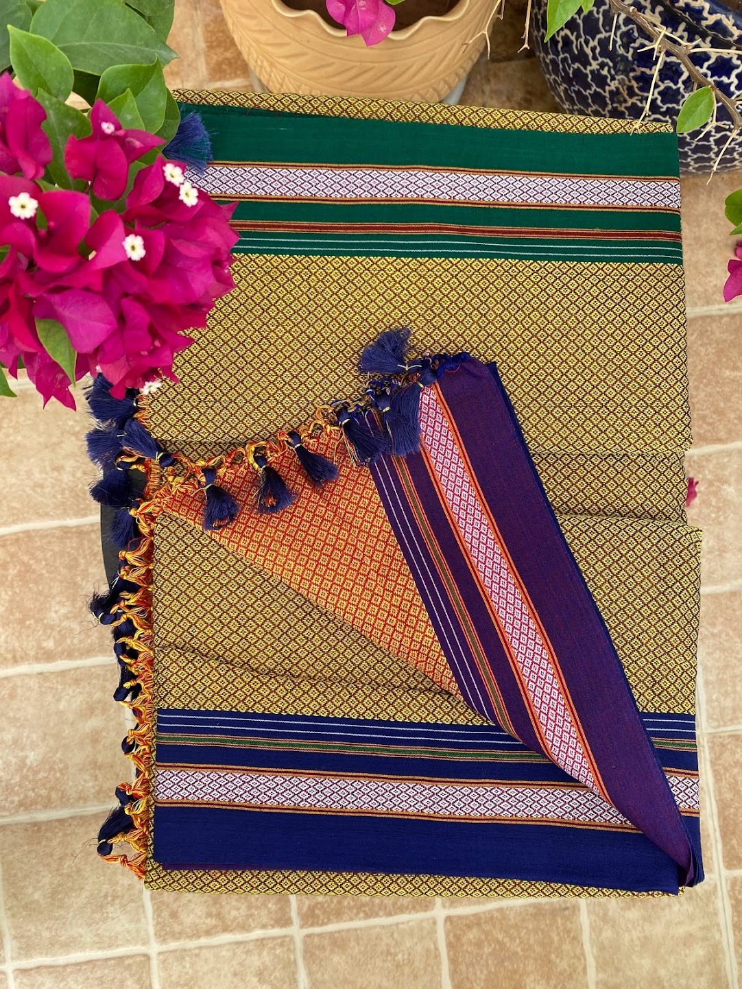 Ganga jamuna contrast pallu khun saree