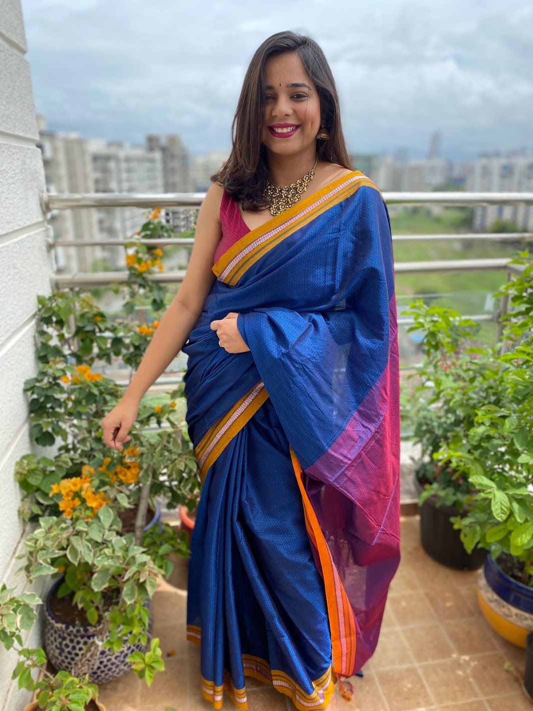 Contrast pallu khun saree