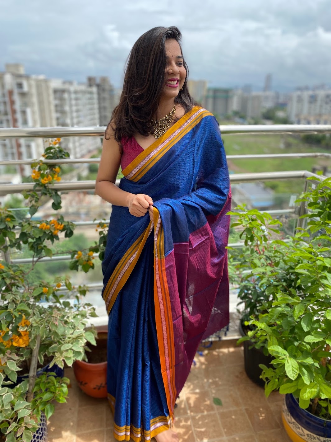 Contrast pallu khun saree