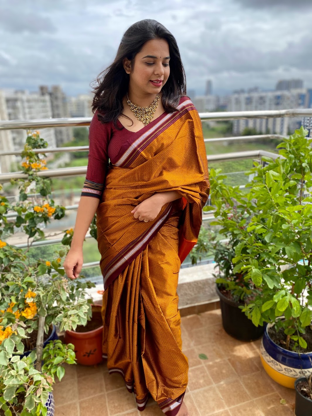 Contrast pallu khun saree