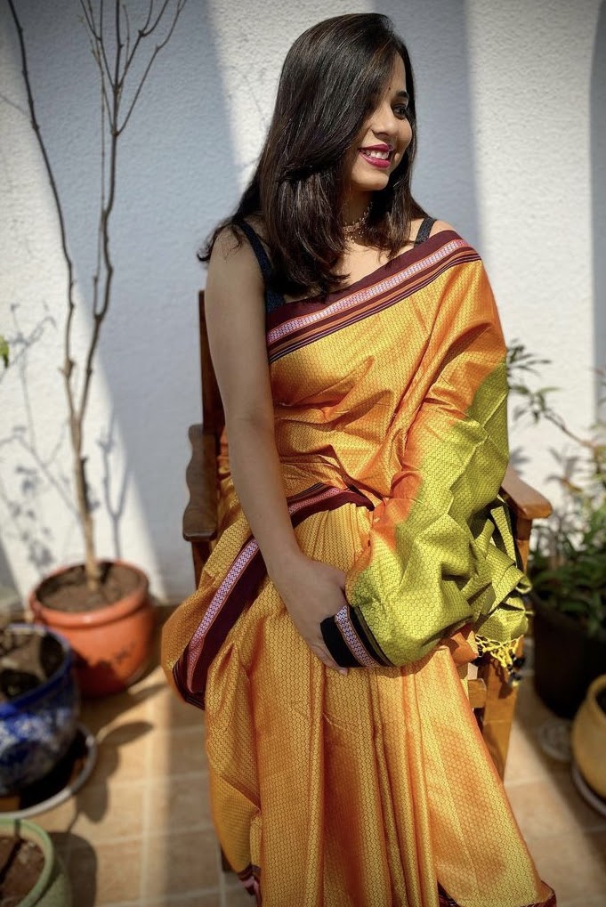 Contrast pallu khun saree