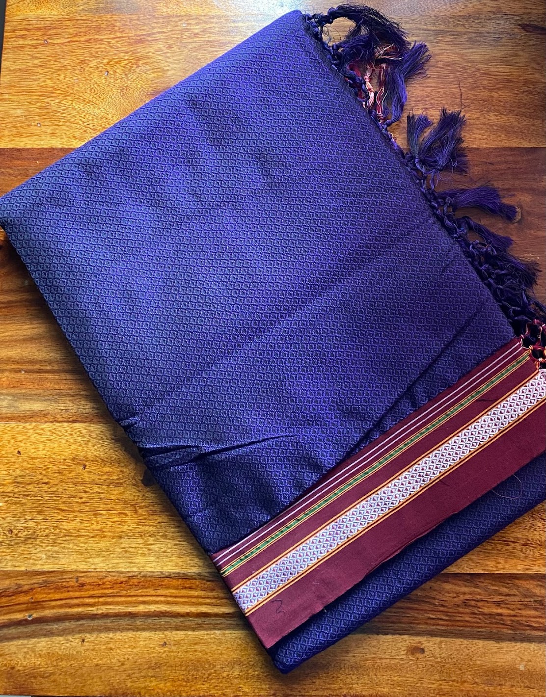 Contrast pallu khun saree