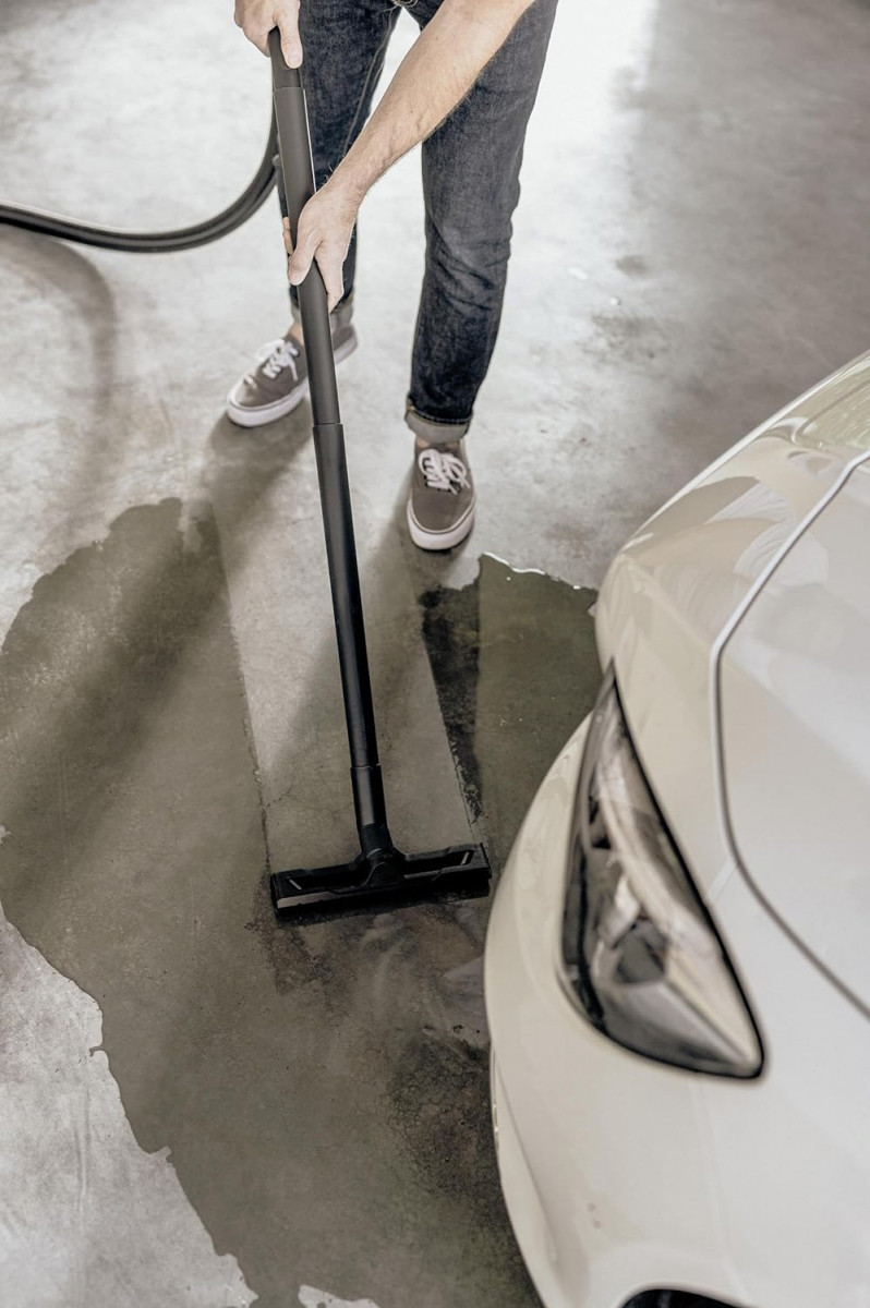Karcher CleanForce WD3 17L Wet Dry Vacuum with Blower