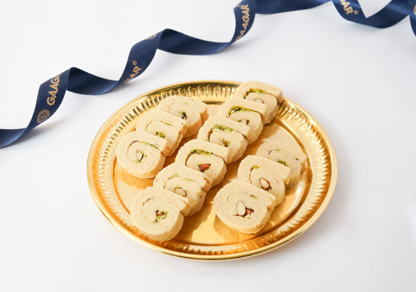 Image of Kaju Pista roll