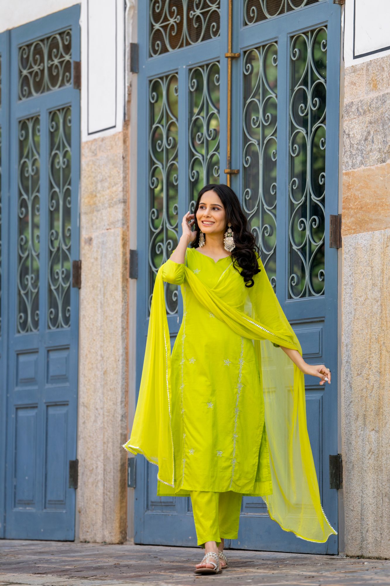 LUSH GREEN ZARI KURTA SET
