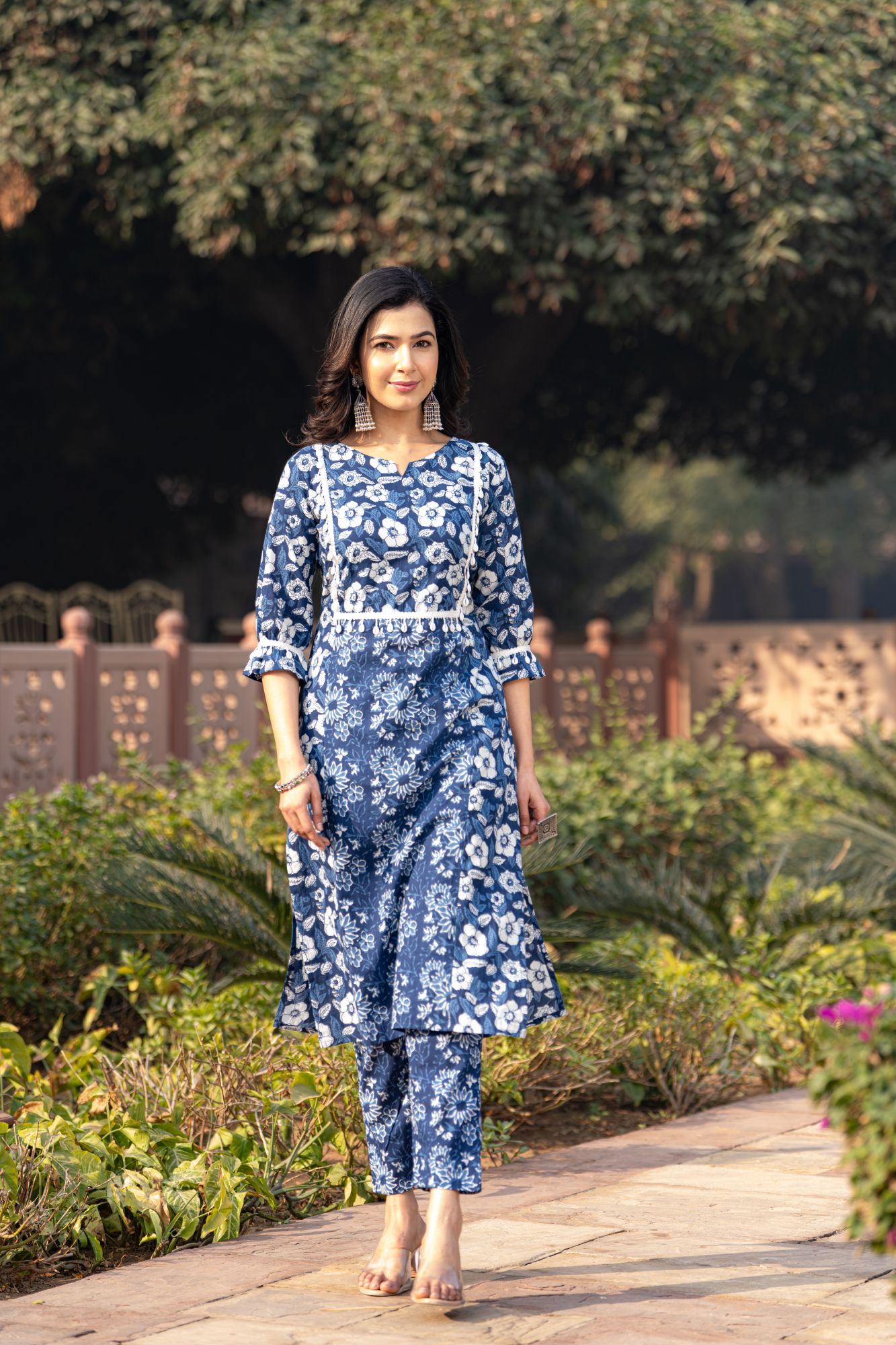 INDIGO LACE CHIC KURTA SET