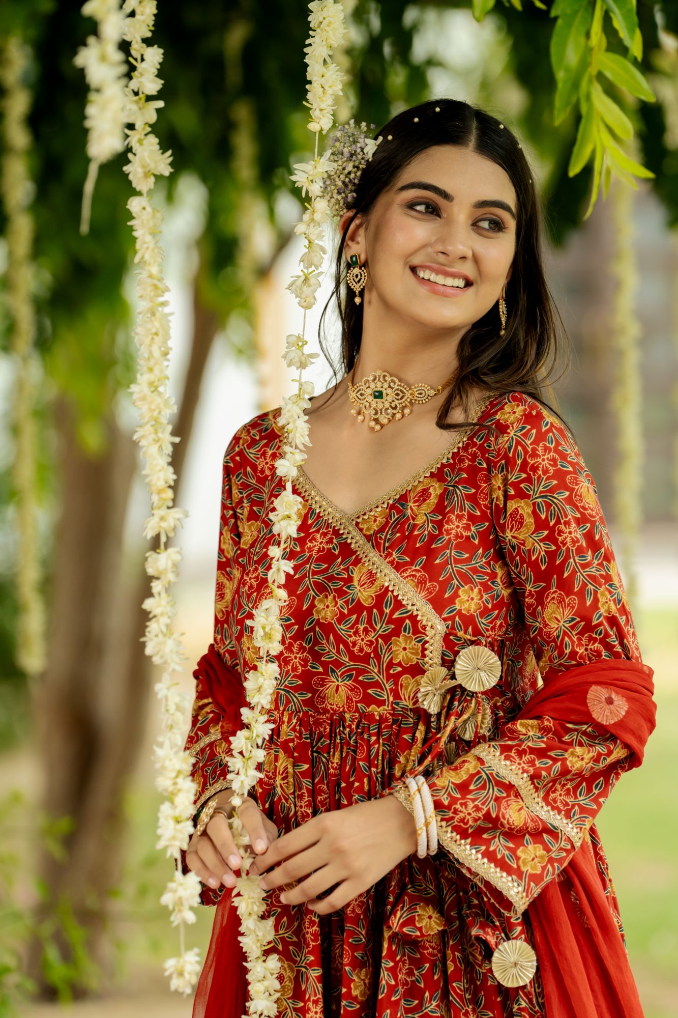 GRAND SCARLET GOTA SUIT SET