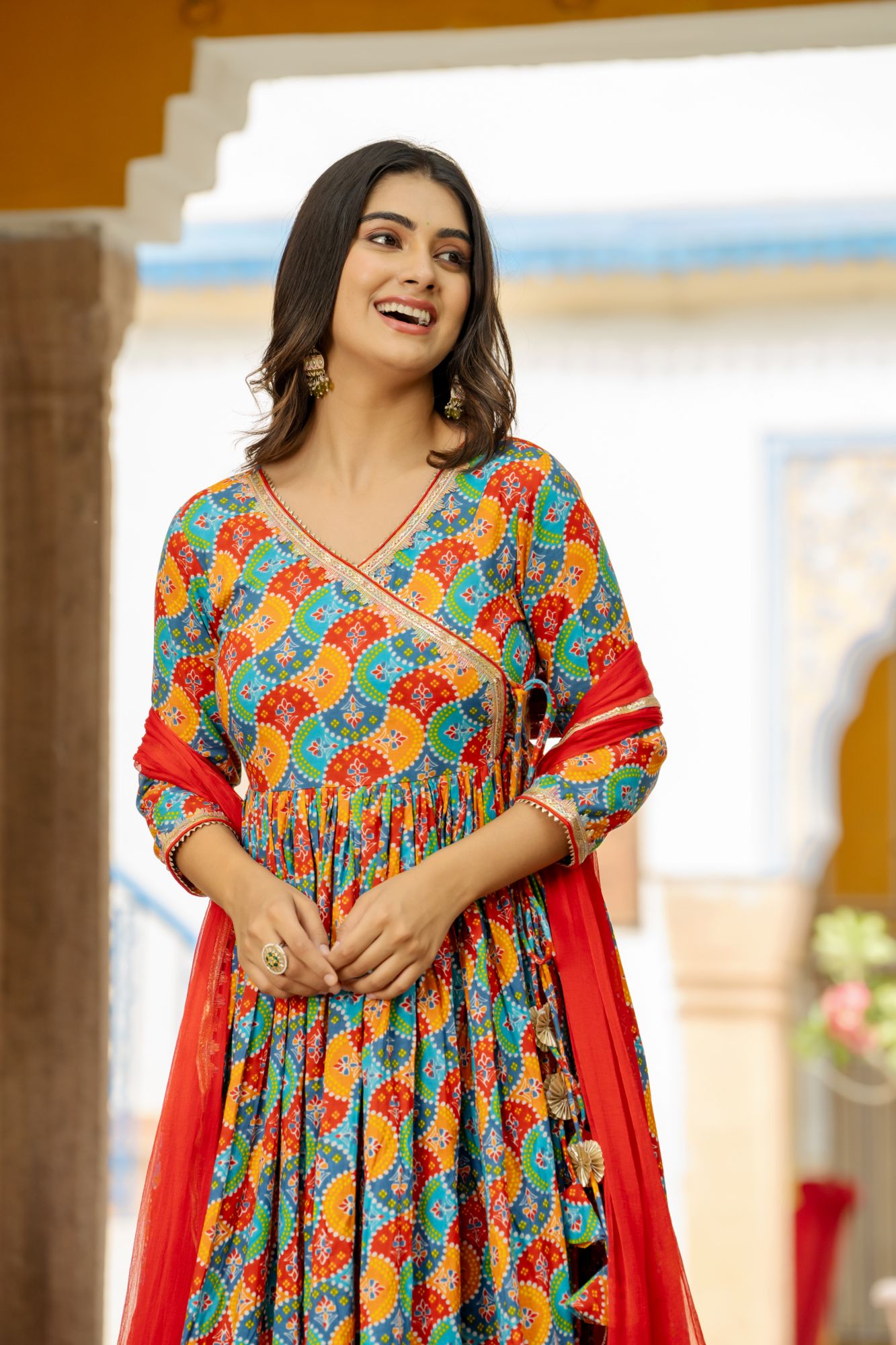 RADIANT MULTIHUED SUIT SET