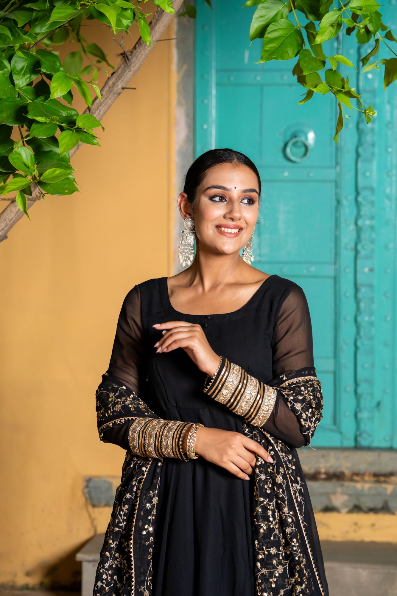 BLACK ZARI SPLENDOR ANARKALI SET