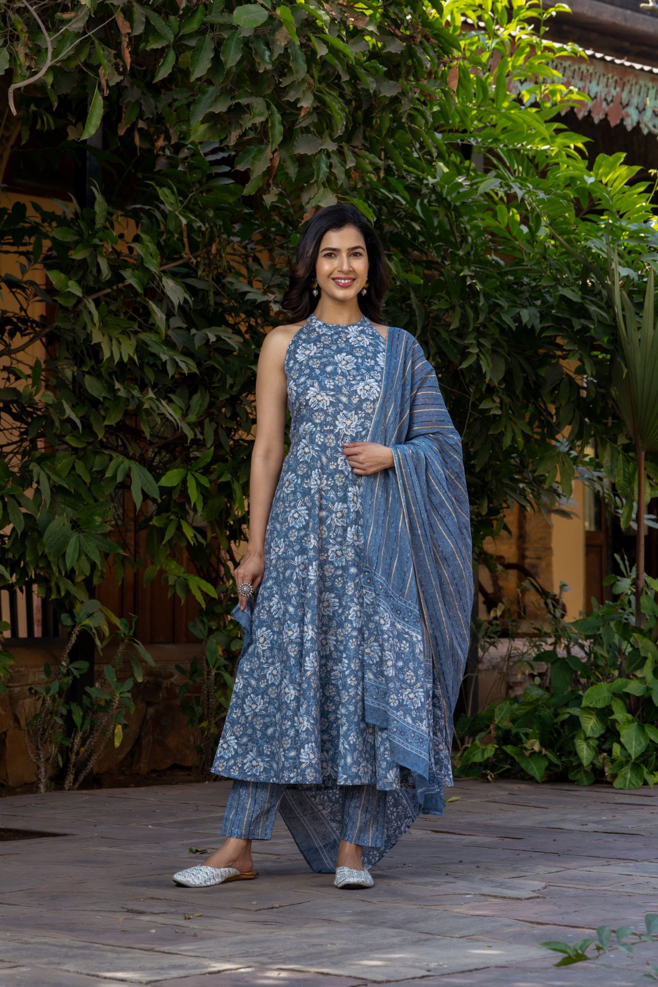 SUMMER BREEZE HALTER SUIT SET