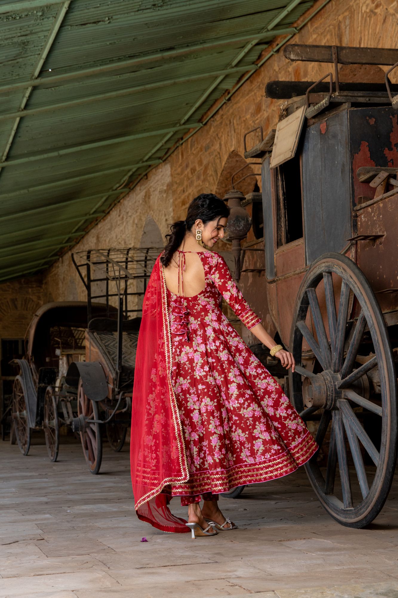 LUXE REFLECTIONS SUIT SET