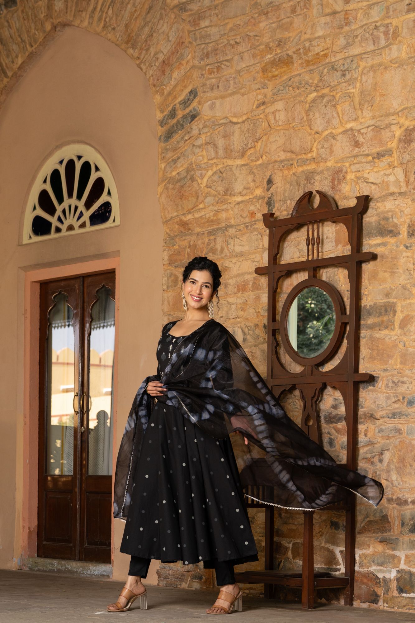 COTTON ETHEREAL NOIR SUIT SET