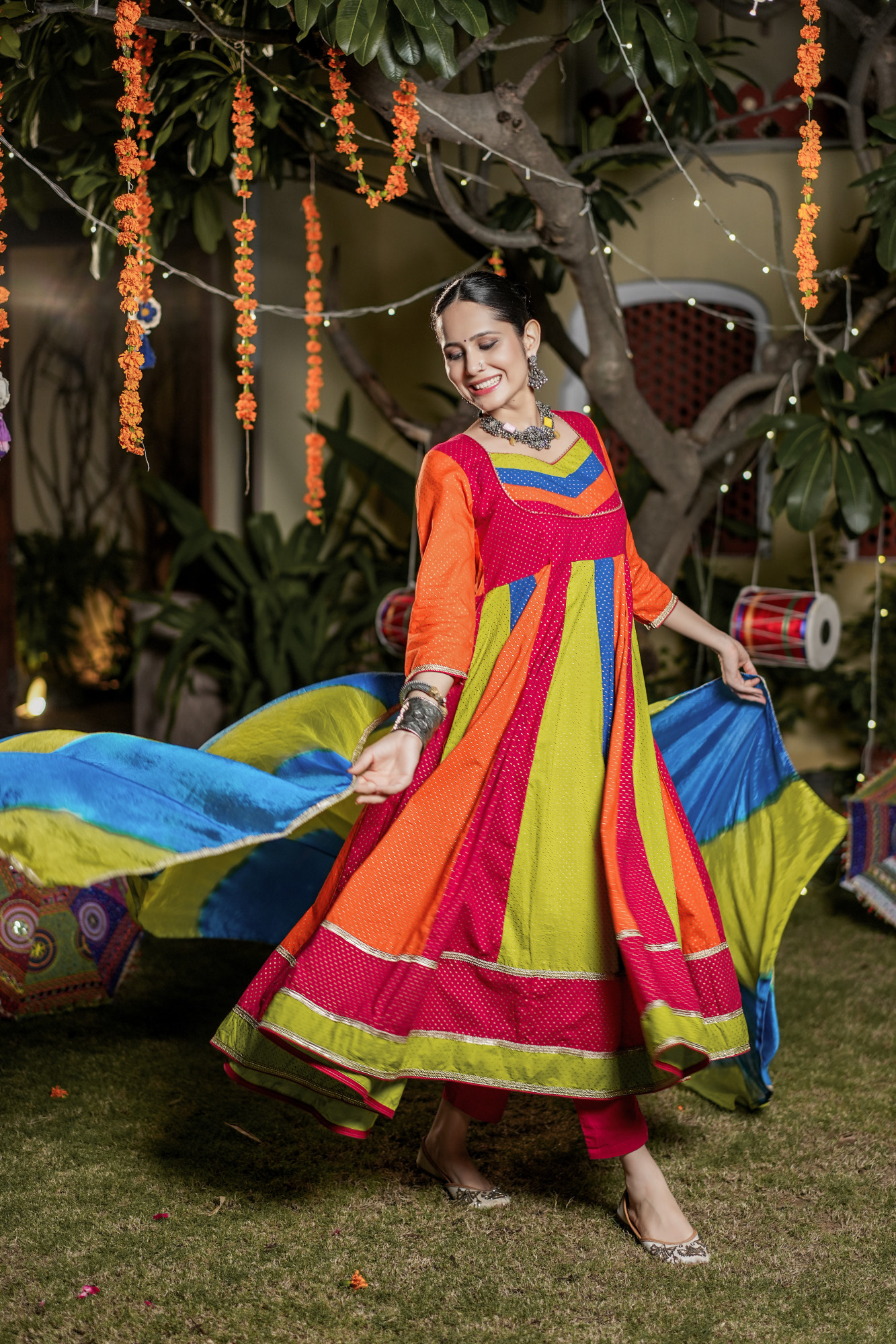 AVNI POLKA GLOW ANARKALI SET