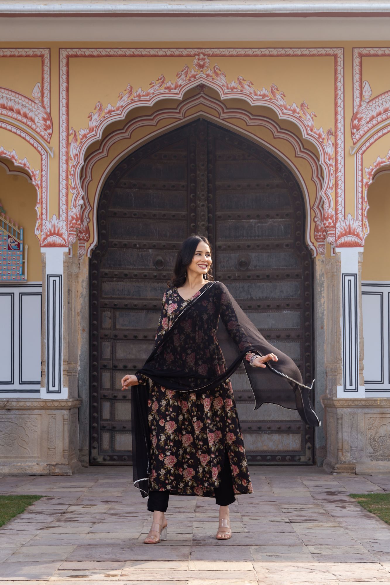 BLACK FLORAL KURTA SET