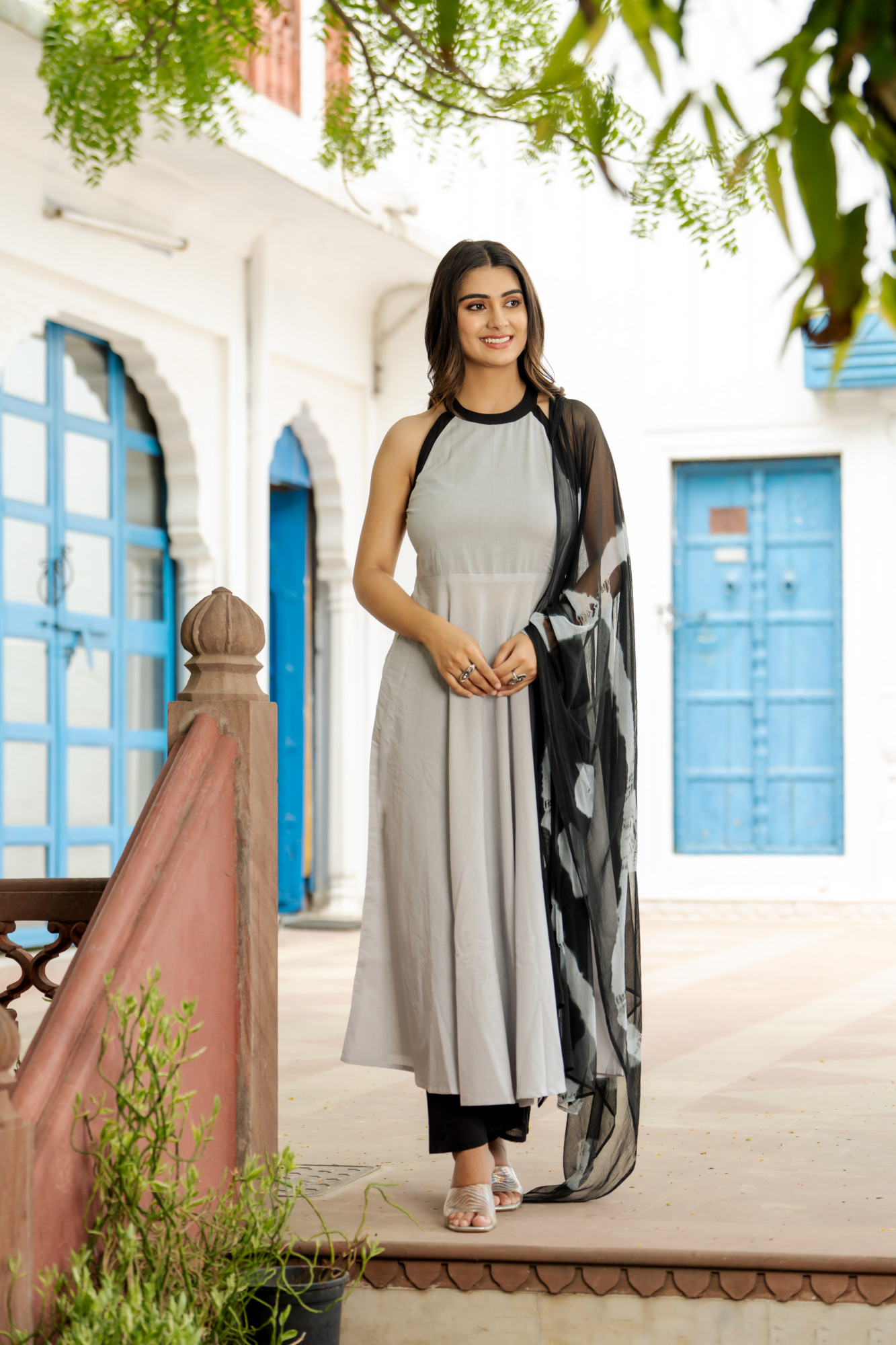 CLASSIC GREY CHARM SUIT SET