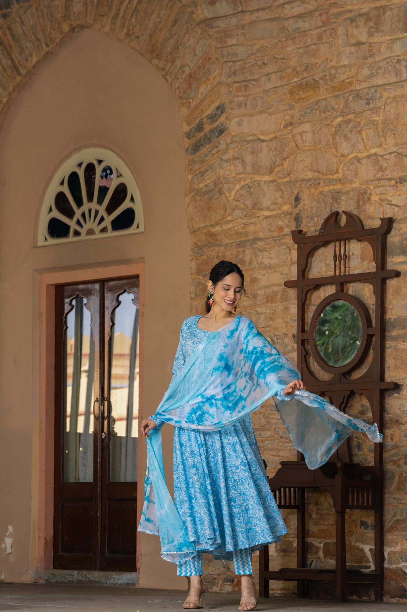 SKY BREEZE COTTON SUIT SET