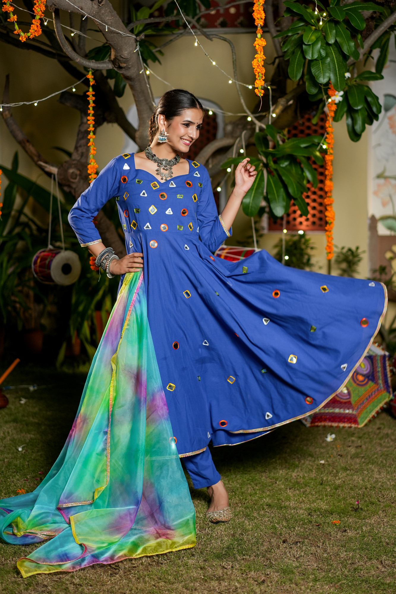 SERENYA TEEL MIRROR ANARKALI SET