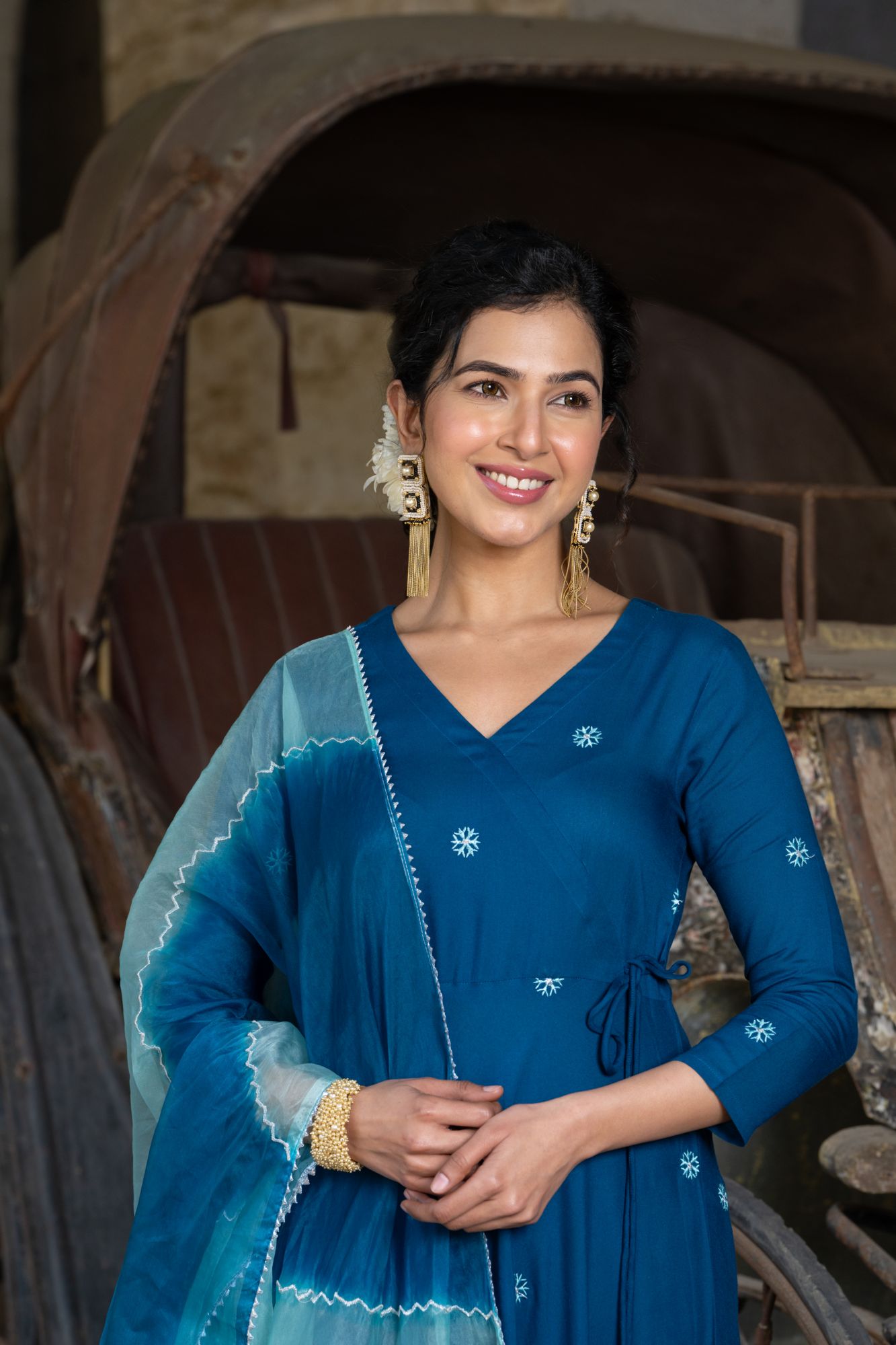 TEAL EMBROIDERED HANDWORKED SUIT SET