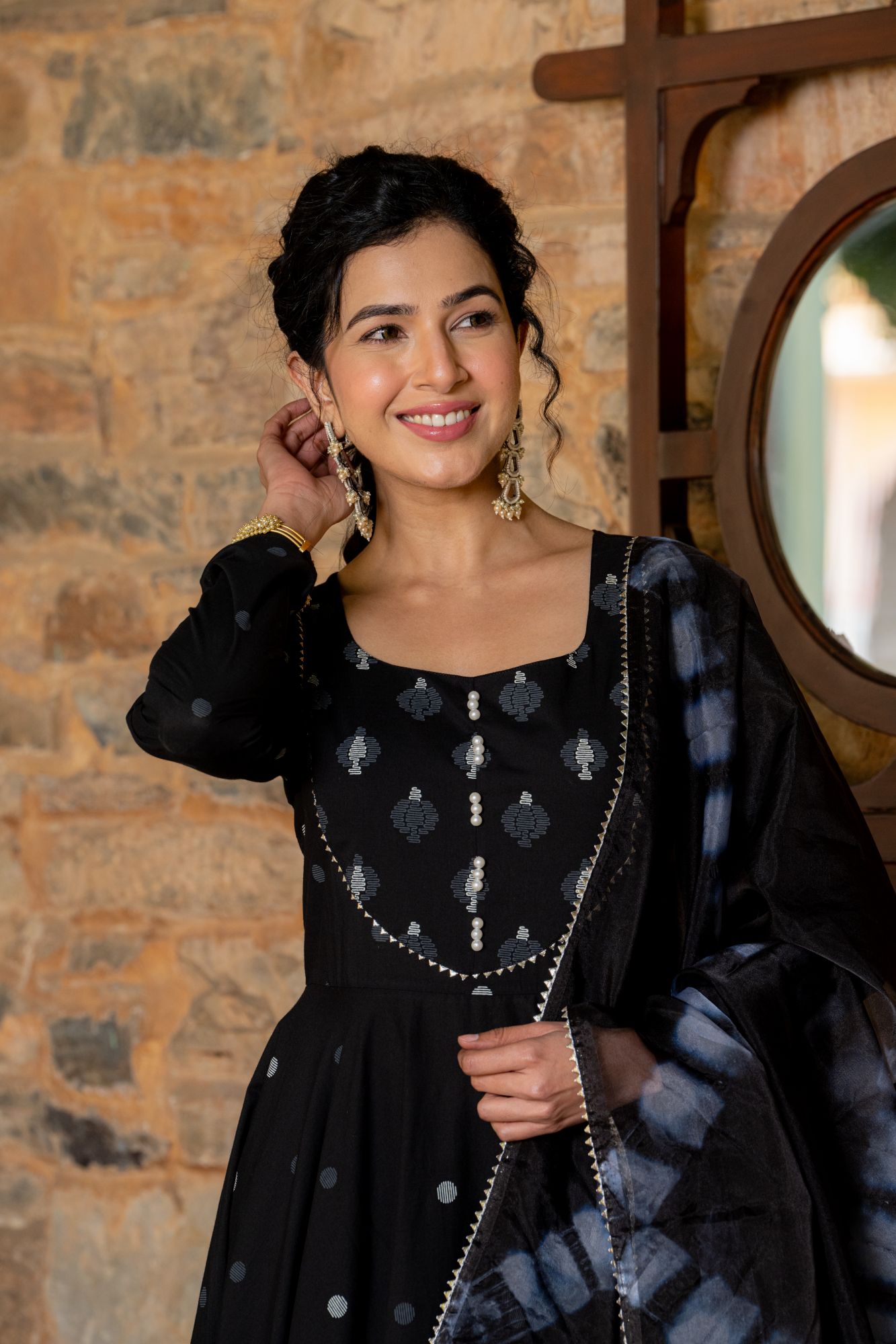 COTTON ETHEREAL NOIR SUIT SET