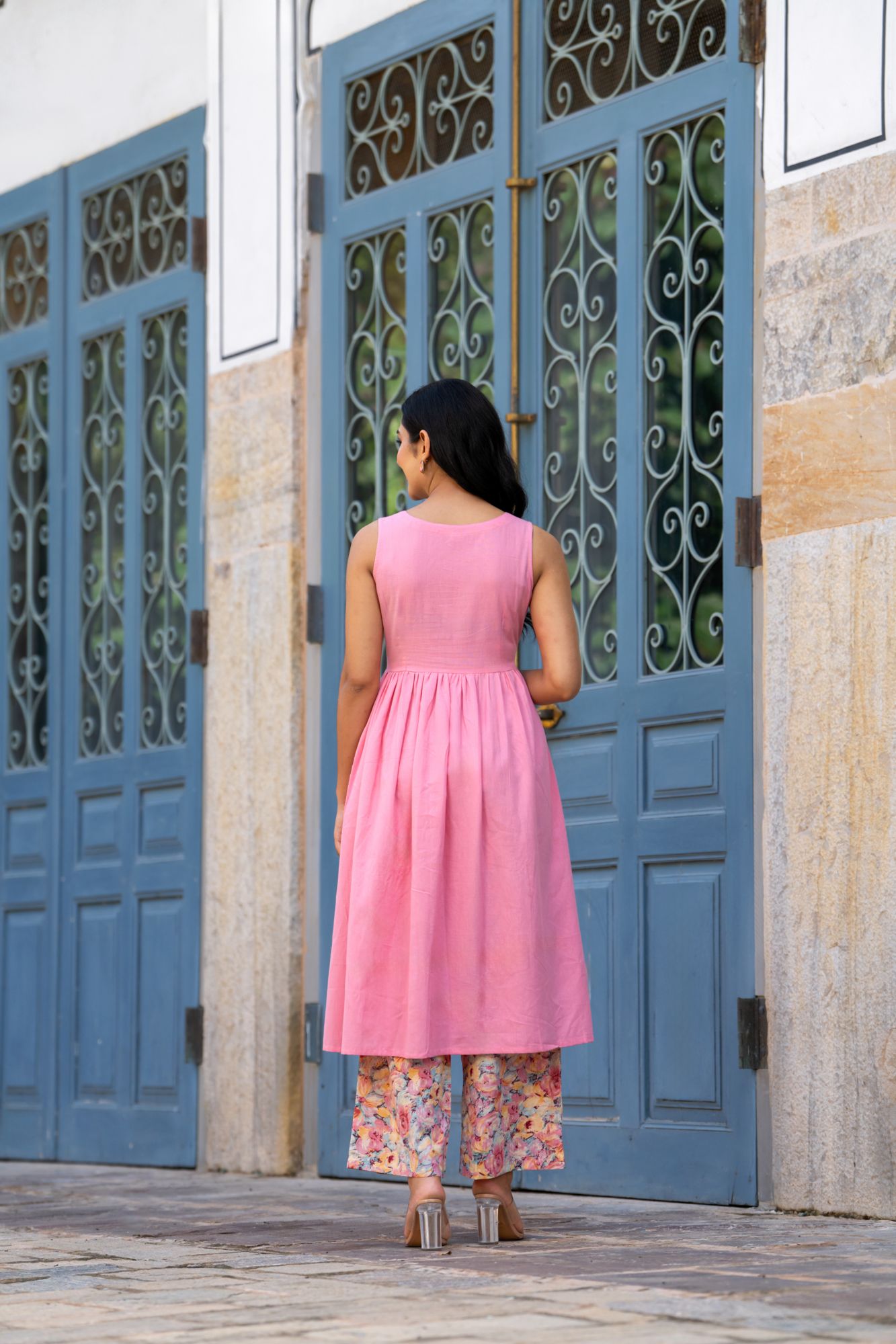 MODERN CHIC PEACH KURTA SET
