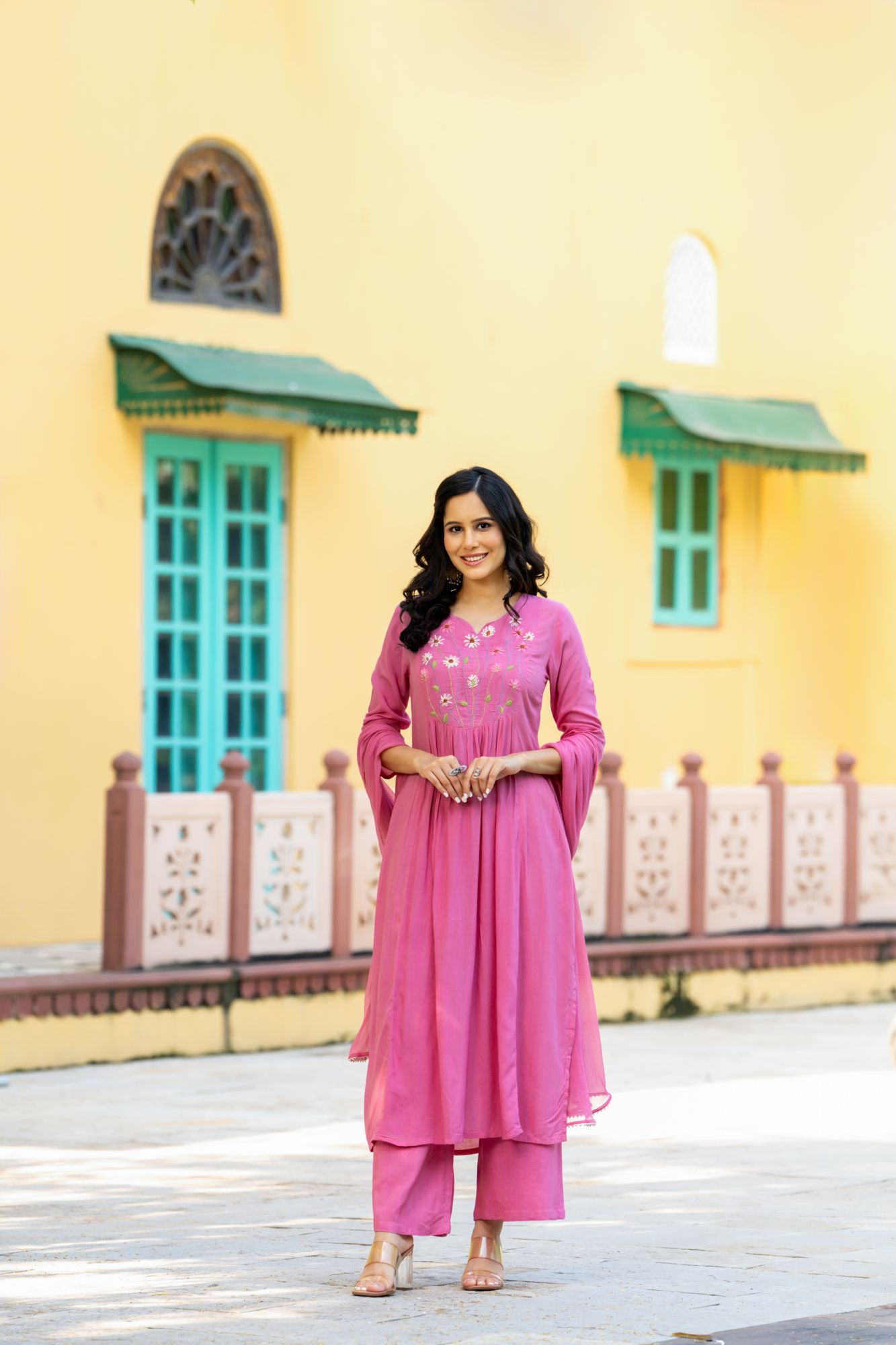 PEACH THREAD EMBROIDERY KURTA SET