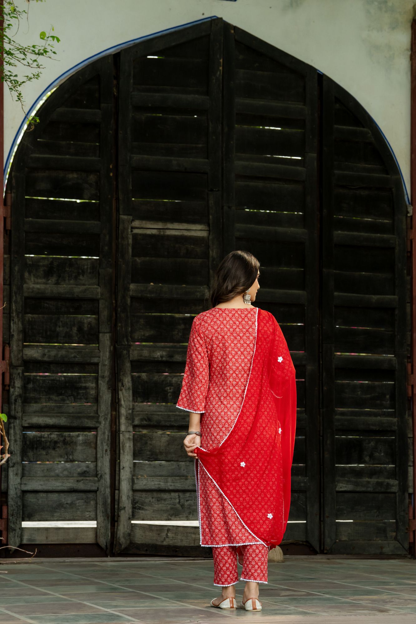 RED EMBROIDERED KANTHA KURTA SET