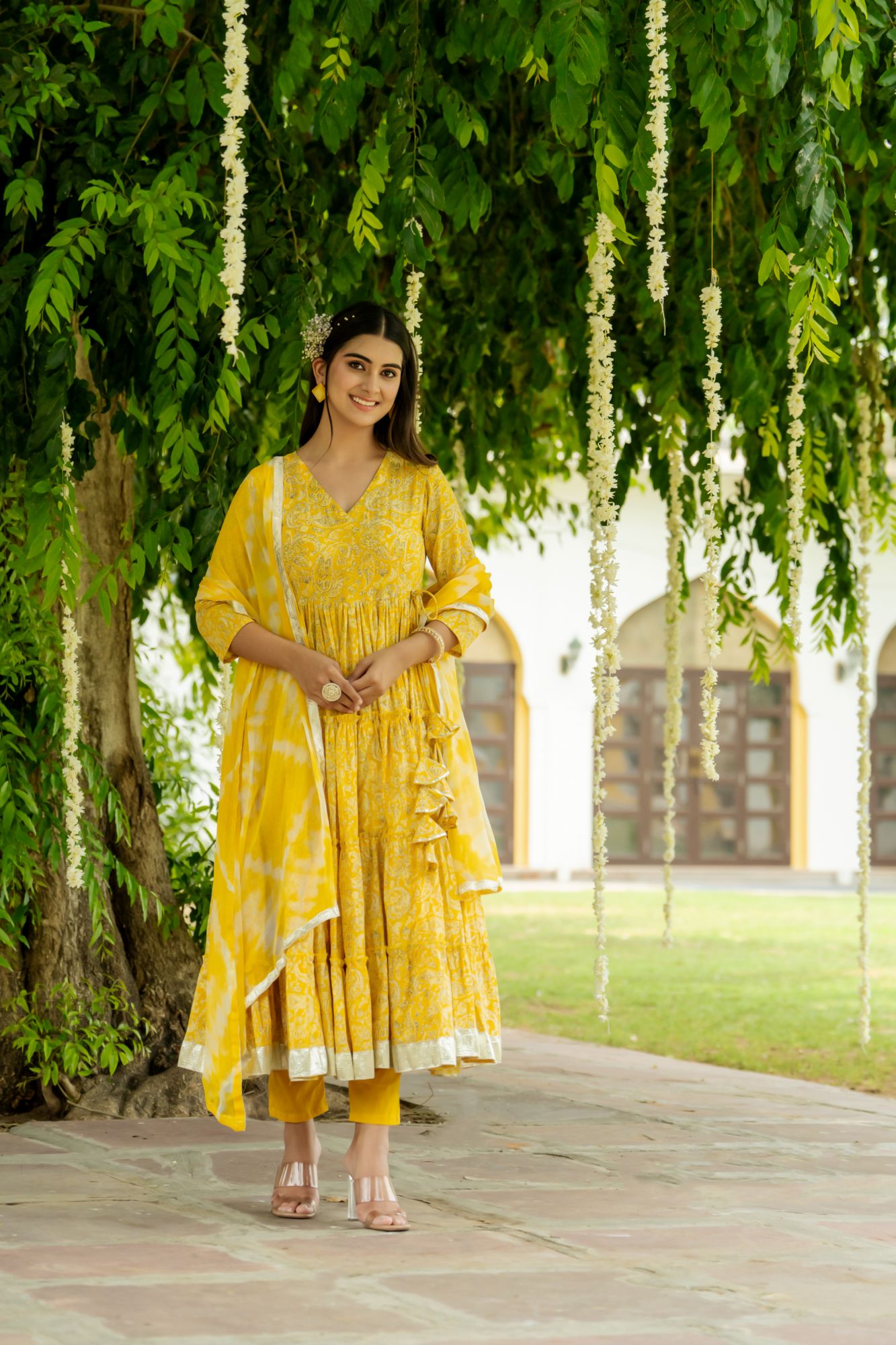 CHEERFUL YELLOW GOTA SUIT SET