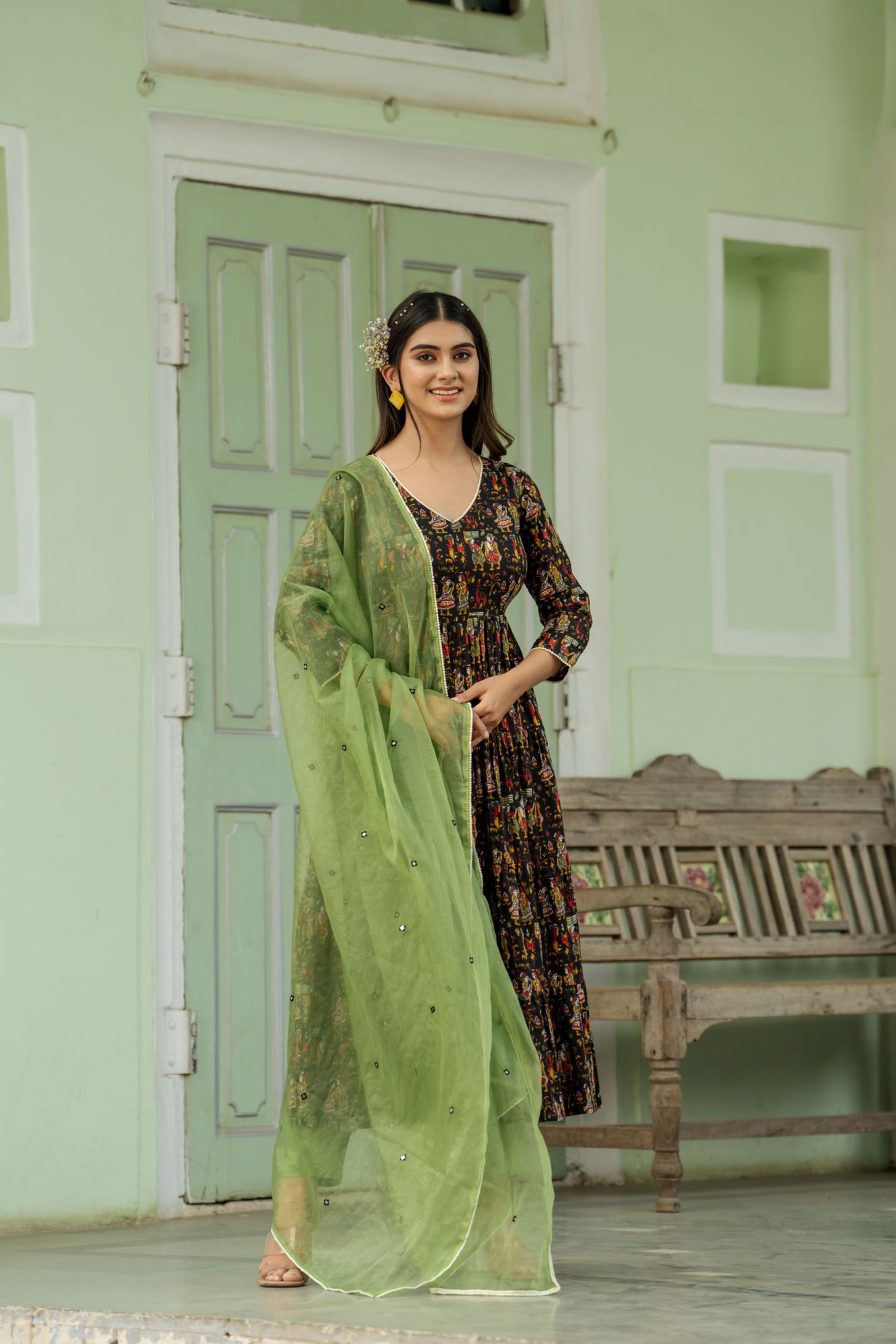 MAJESTIC BLACK REGALIA SUIT SET