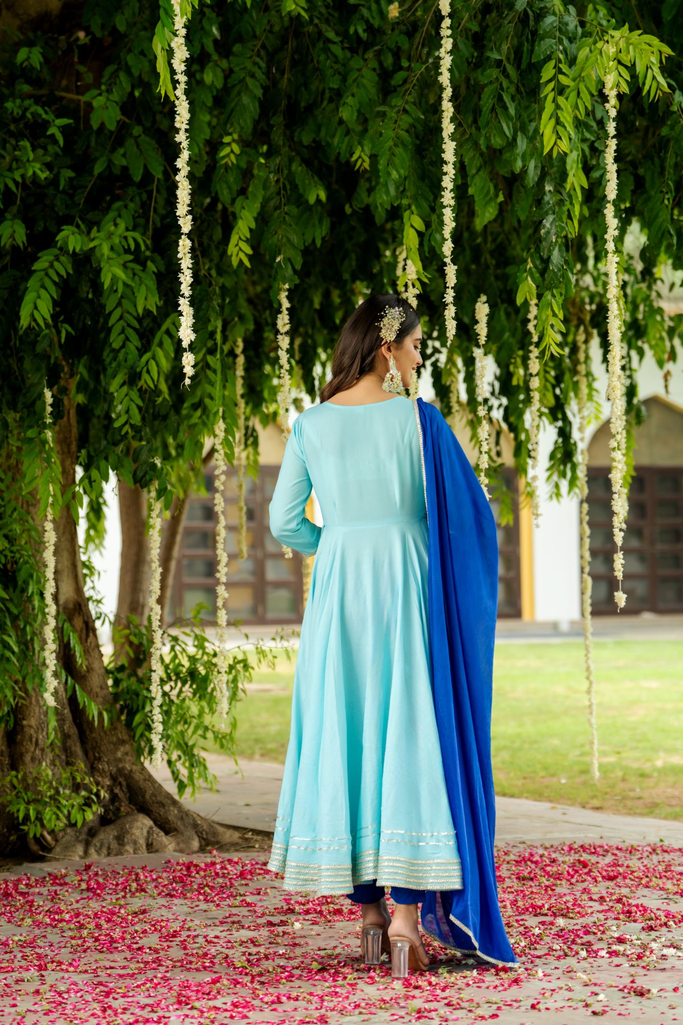 OPULENCE BLUE LACE SUIT SET