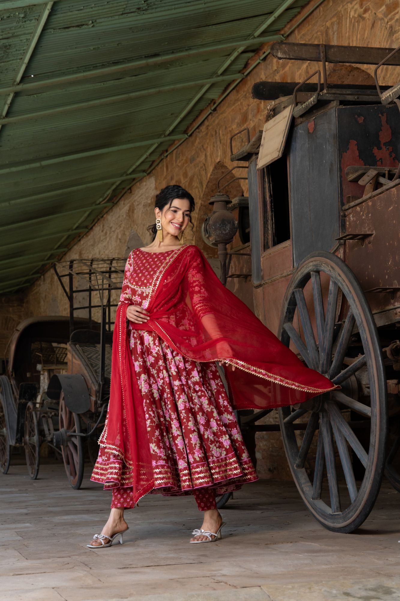 LUXE REFLECTIONS SUIT SET