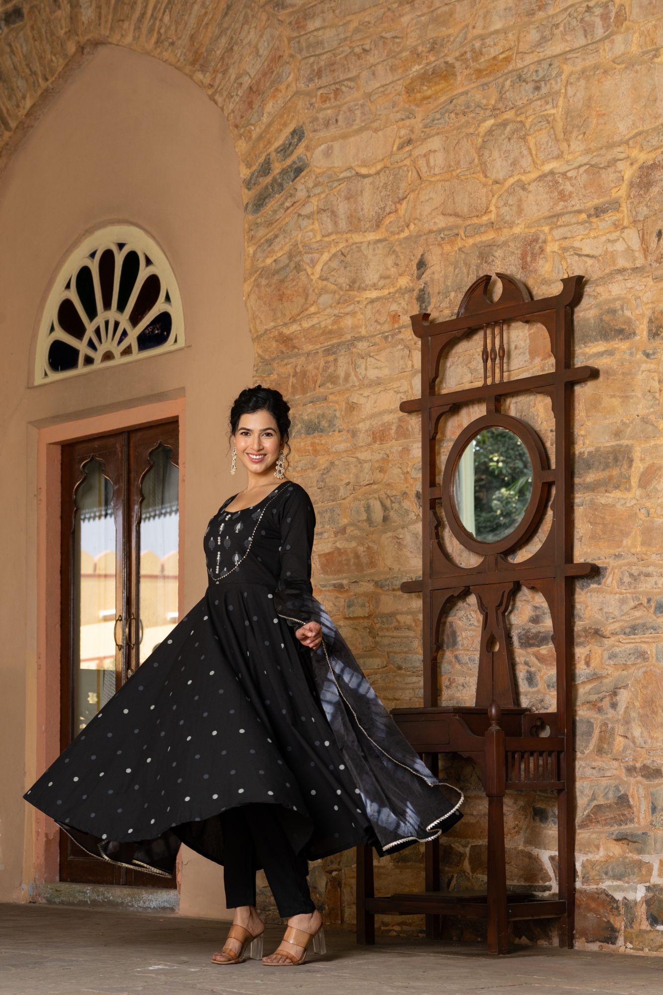 COTTON ETHEREAL NOIR SUIT SET