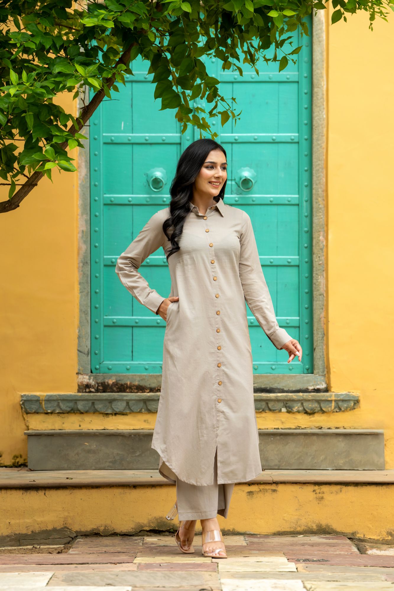 MODERN ELEGANCE GREY KURTA SET