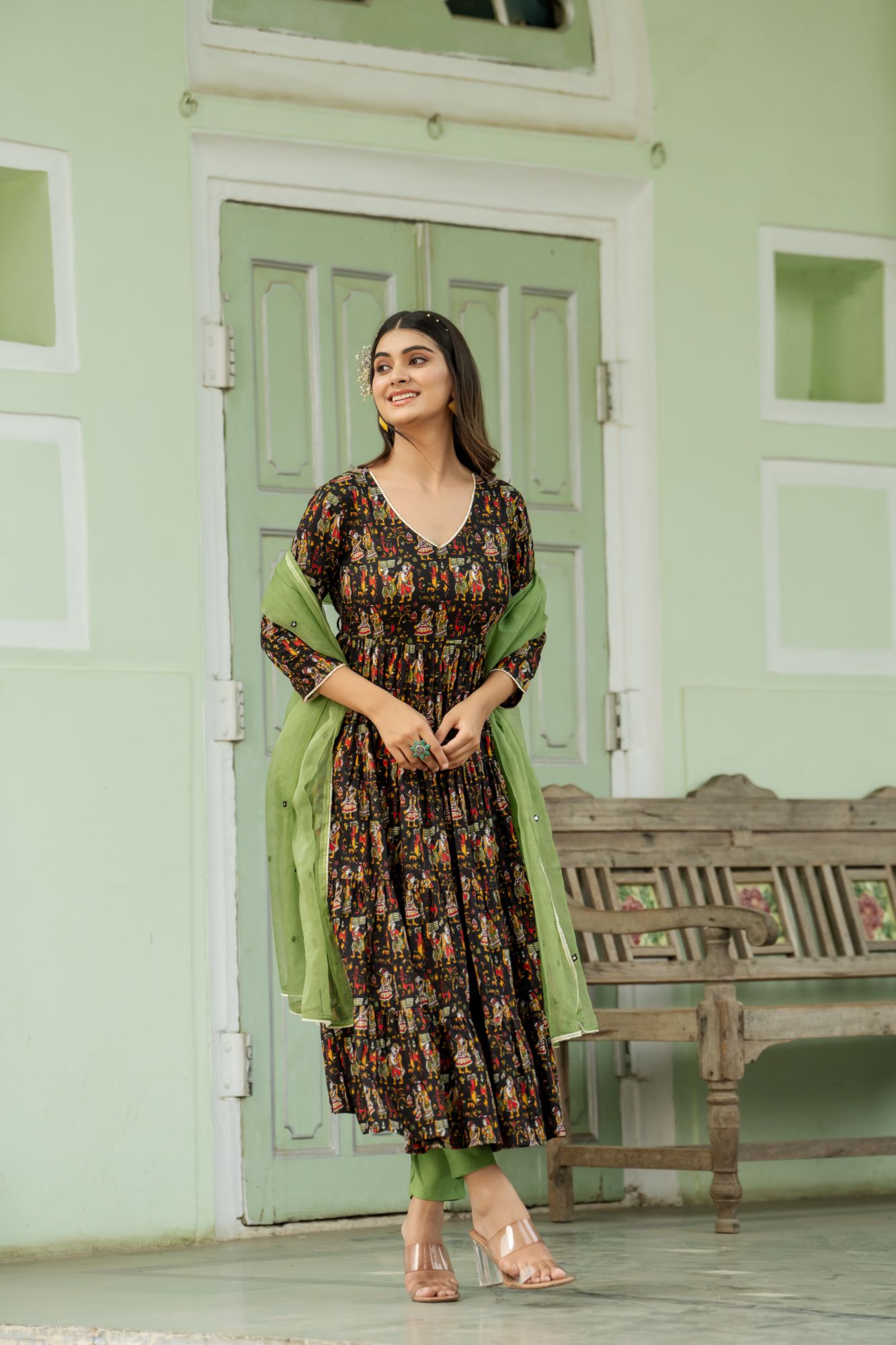 MAJESTIC BLACK REGALIA SUIT SET