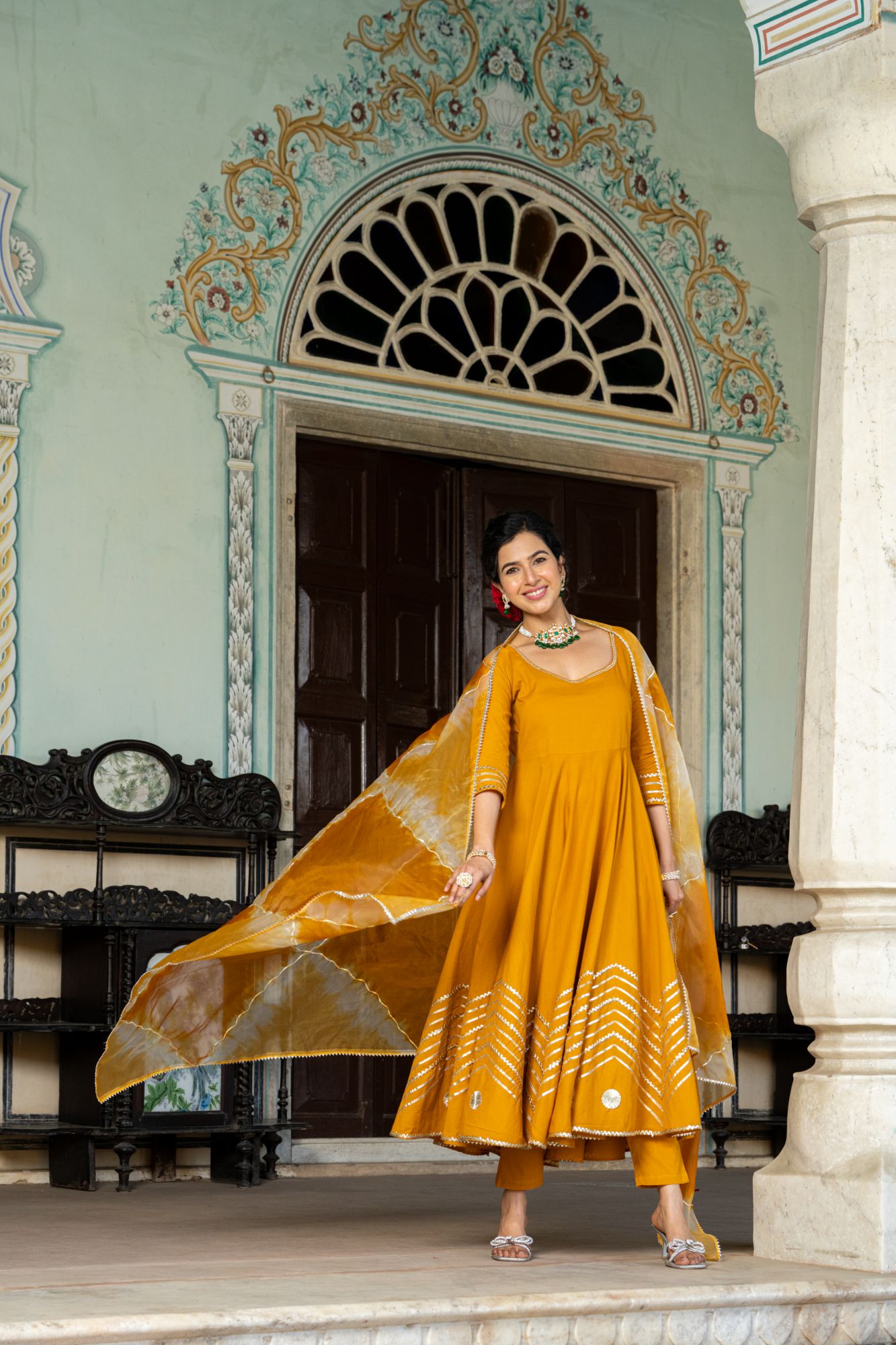 GOLDEN AURA GOTA LACE SUIT SET