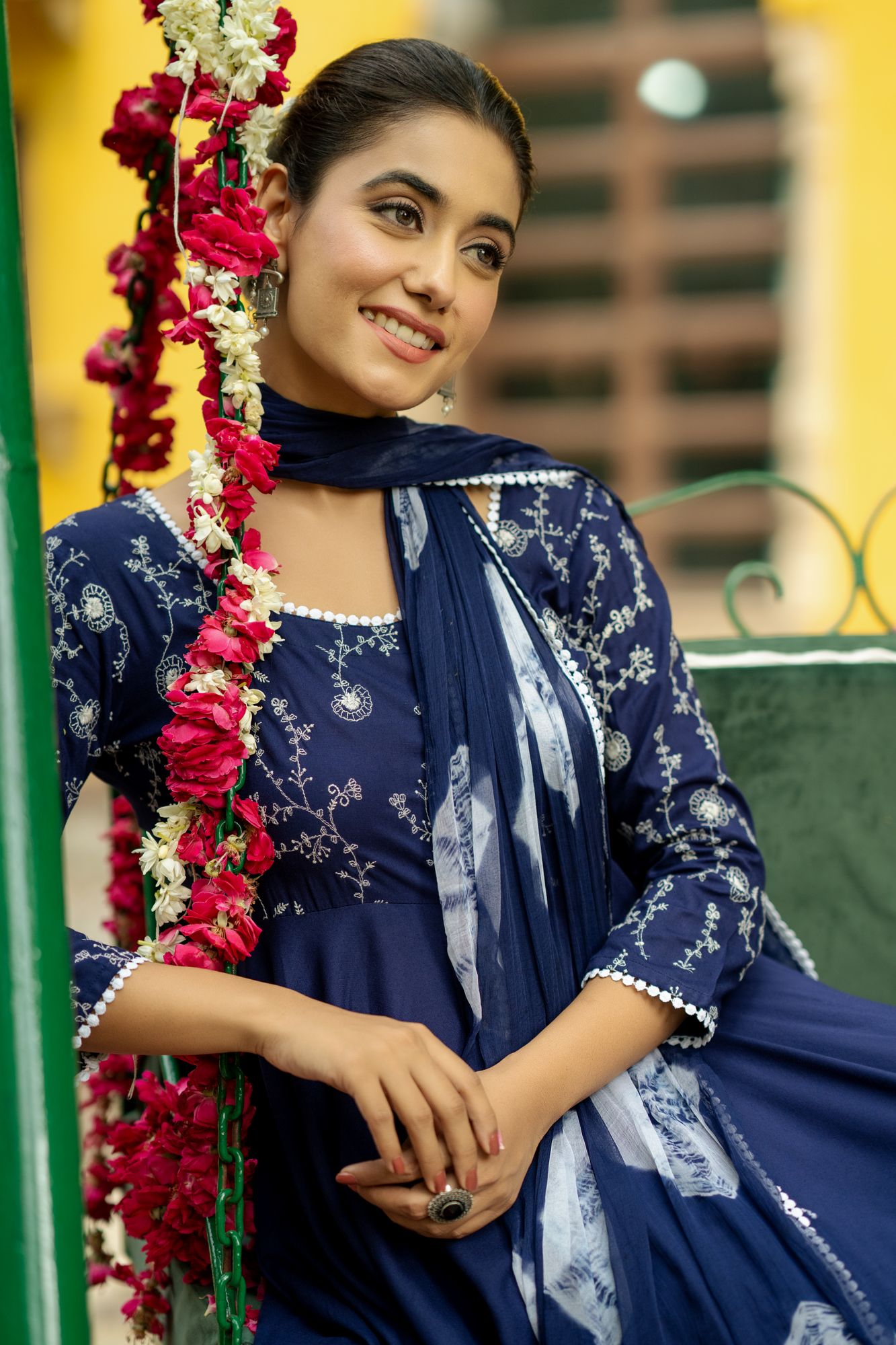 REGAL NAVY ELEGANCE SUIT SET