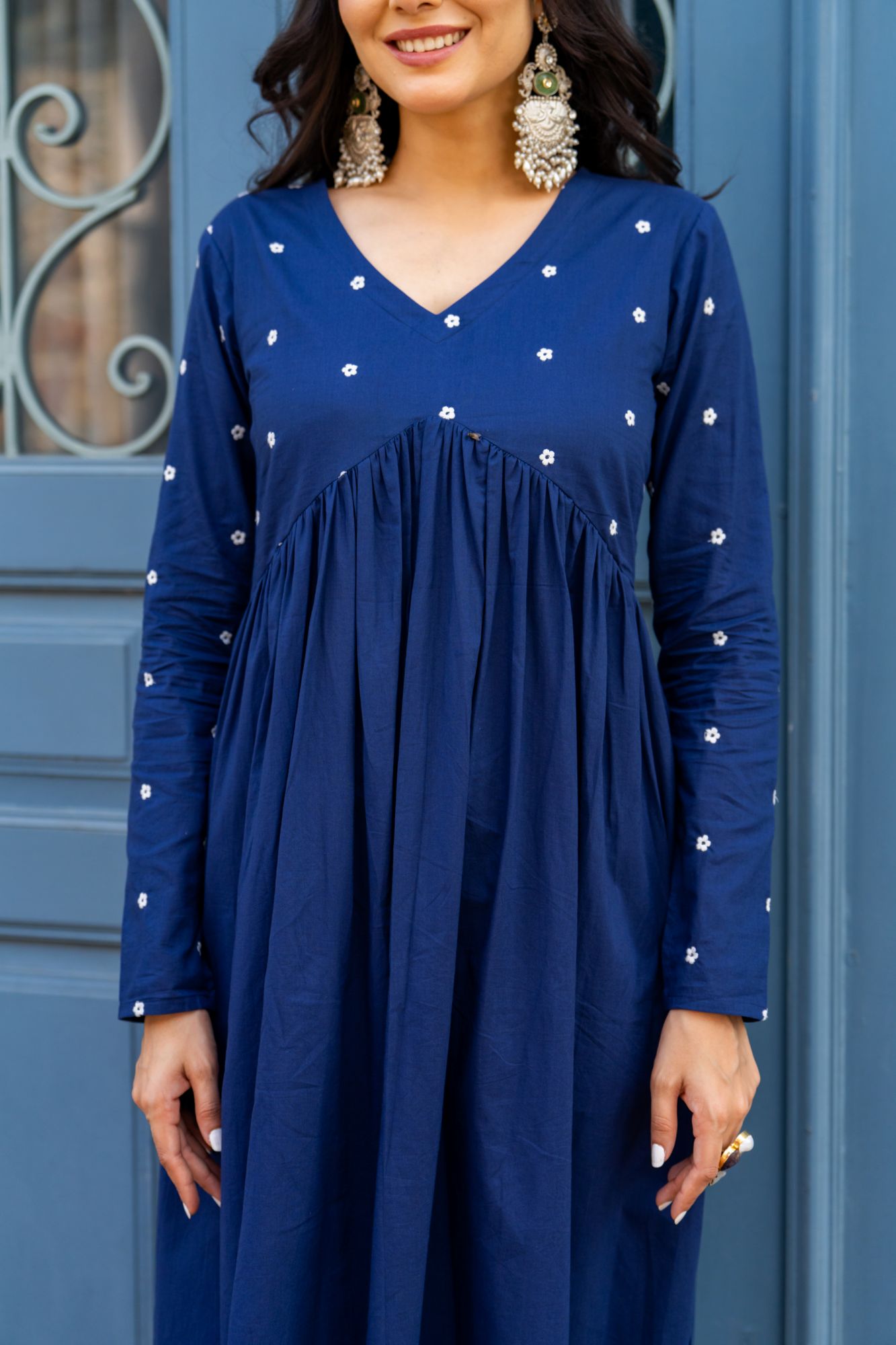 NAVY EMBROIDERY KURTA SET