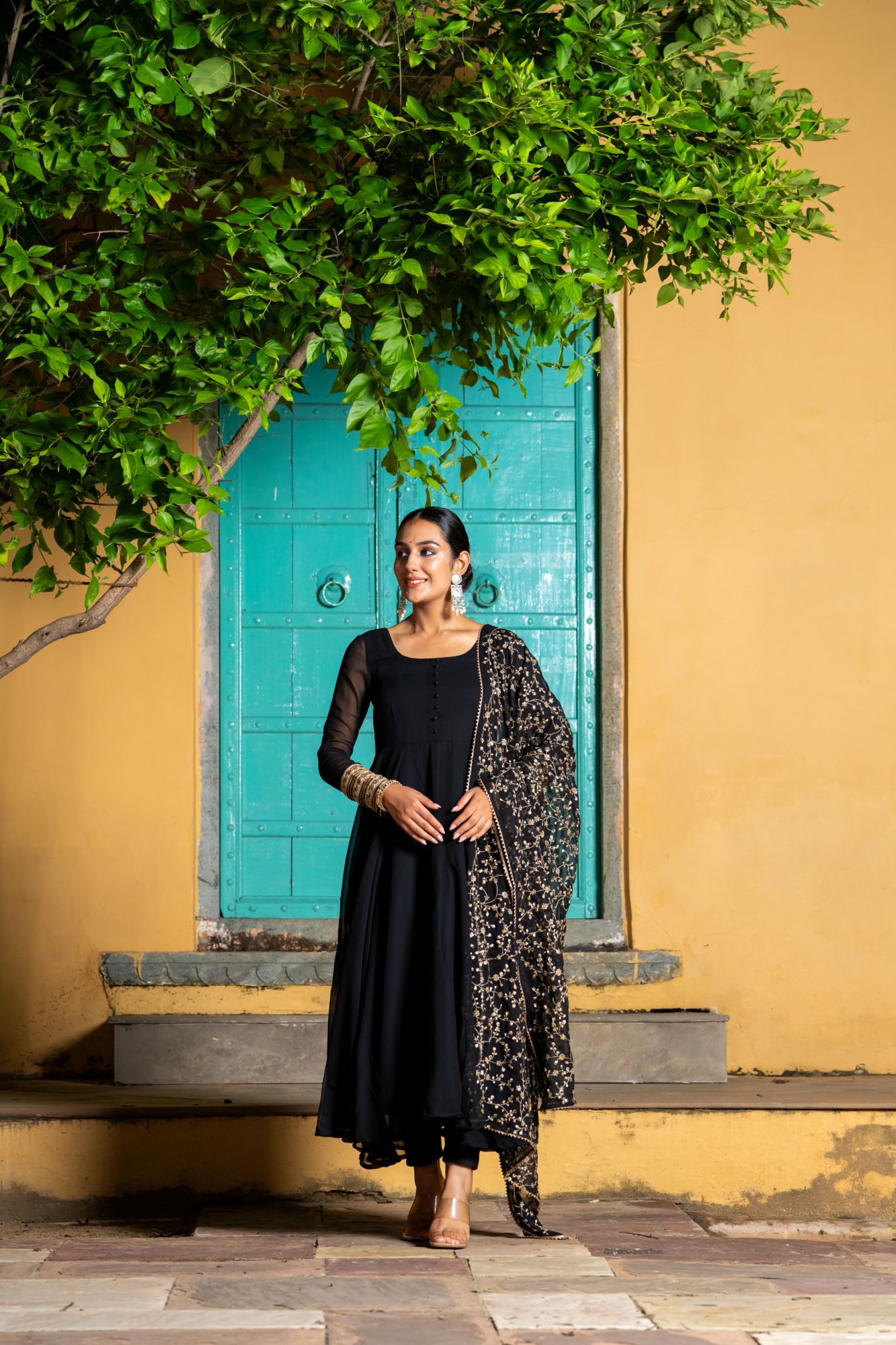 BLACK ZARI SPLENDOR ANARKALI SET