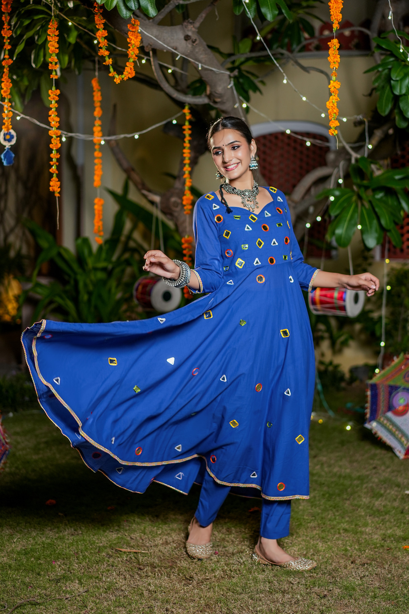 SERENYA TEEL MIRROR ANARKALI SET