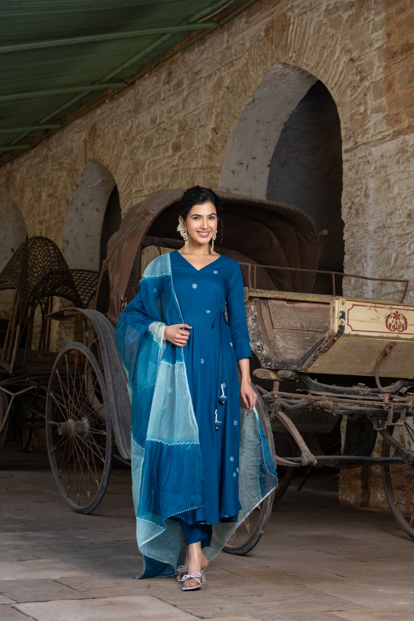 TEAL EMBROIDERED HANDWORKED SUIT SET