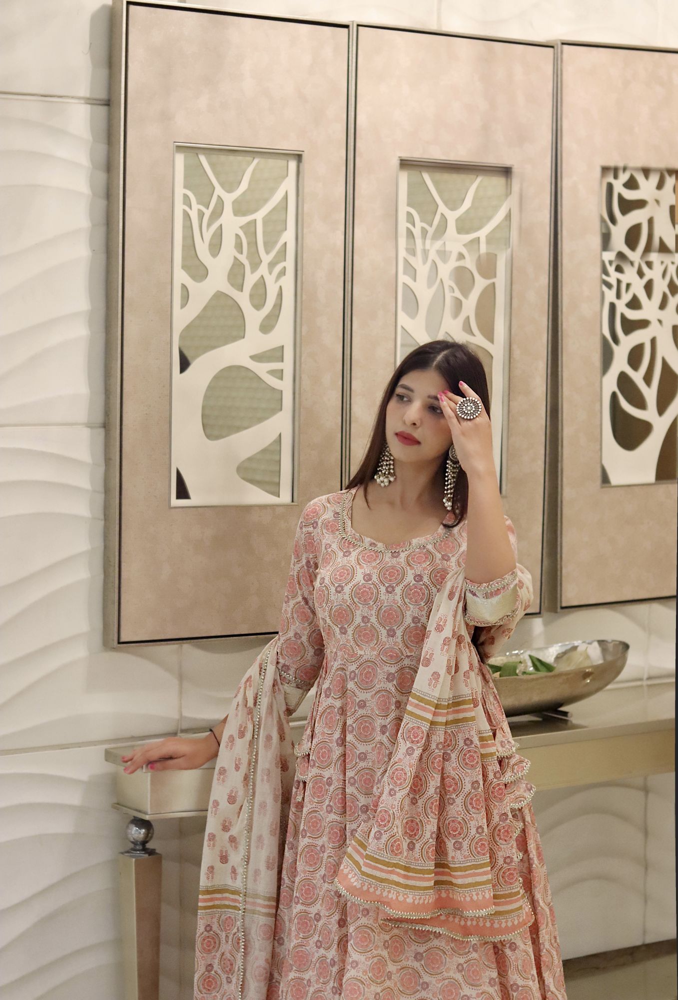 CREAM PRINTED GOTA PATTI SUIT SET