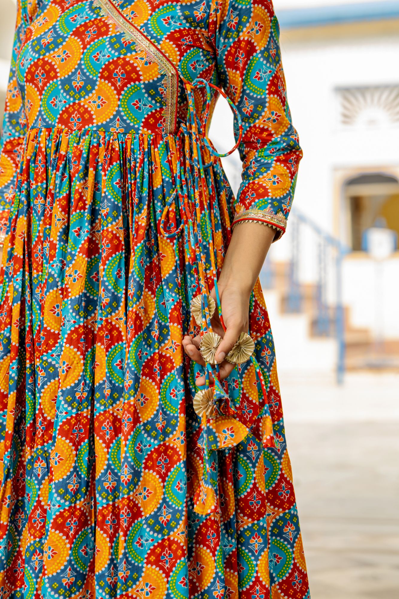 RADIANT MULTIHUED SUIT SET