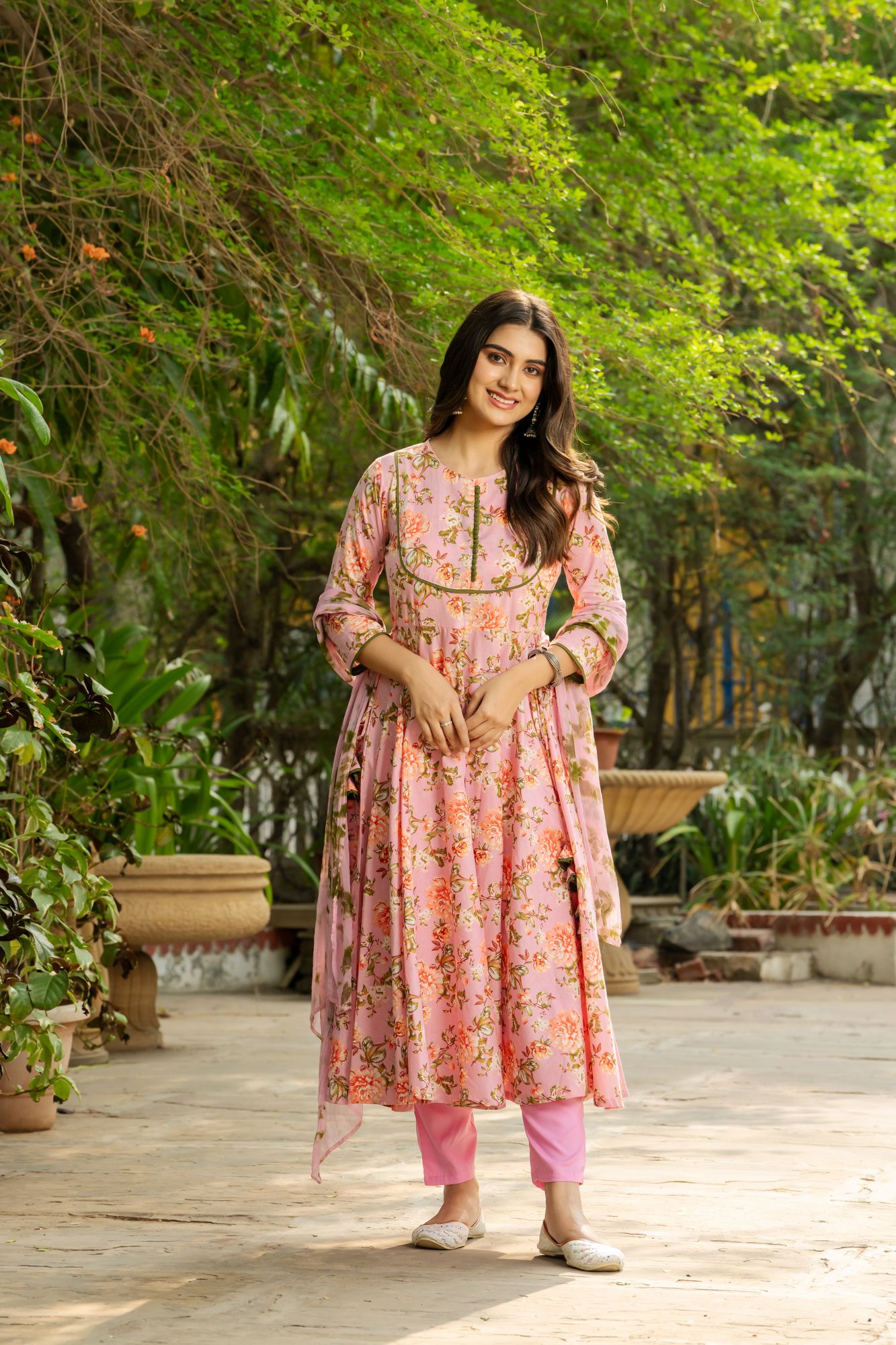 PINK FLORAL FLARE SUIT SET