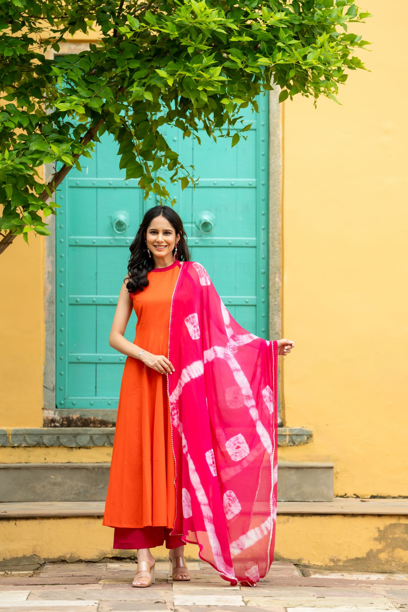 ORANGE CLASSIC CHARM SUIT SET