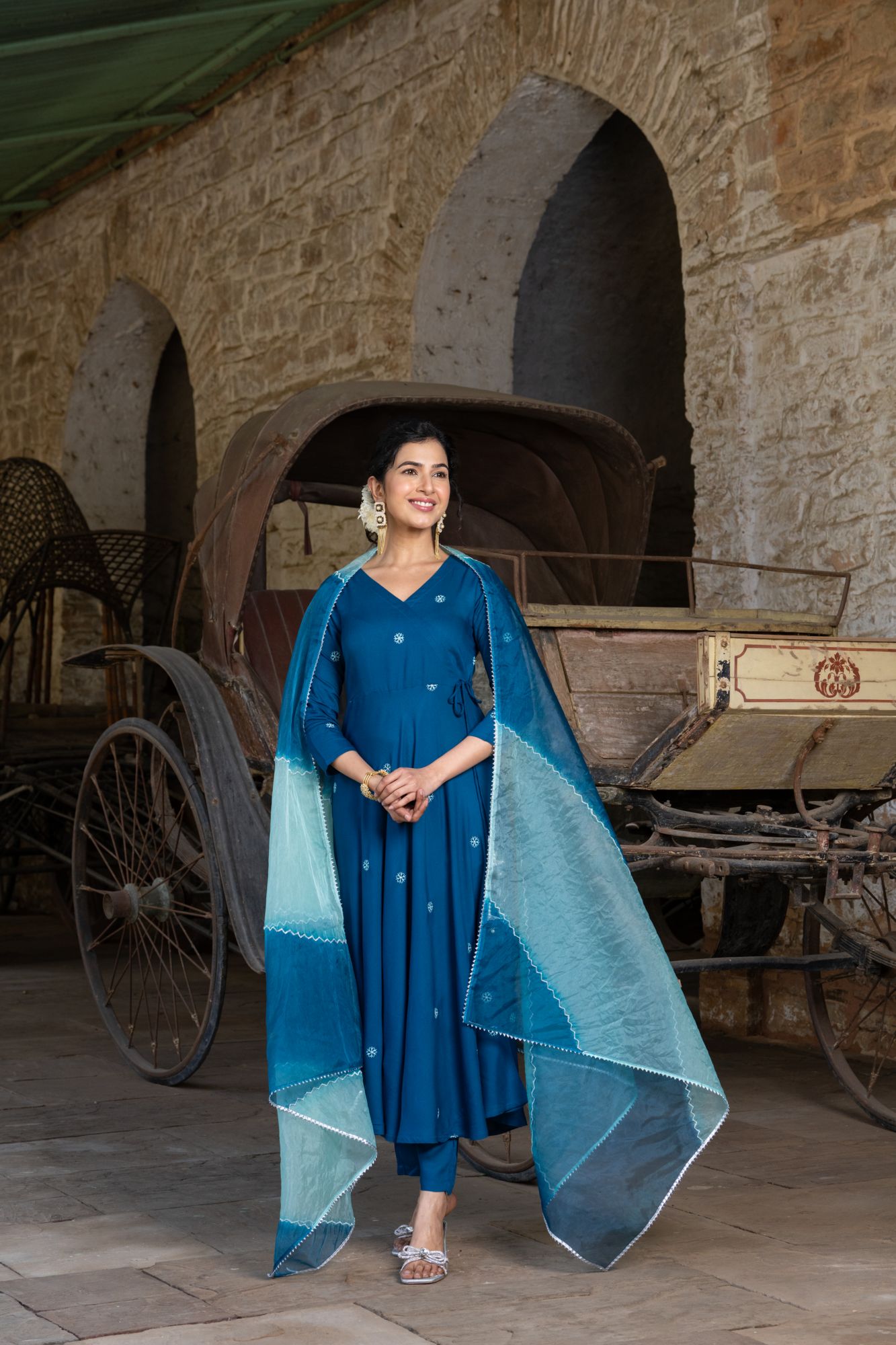 TEAL EMBROIDERED HANDWORKED SUIT SET