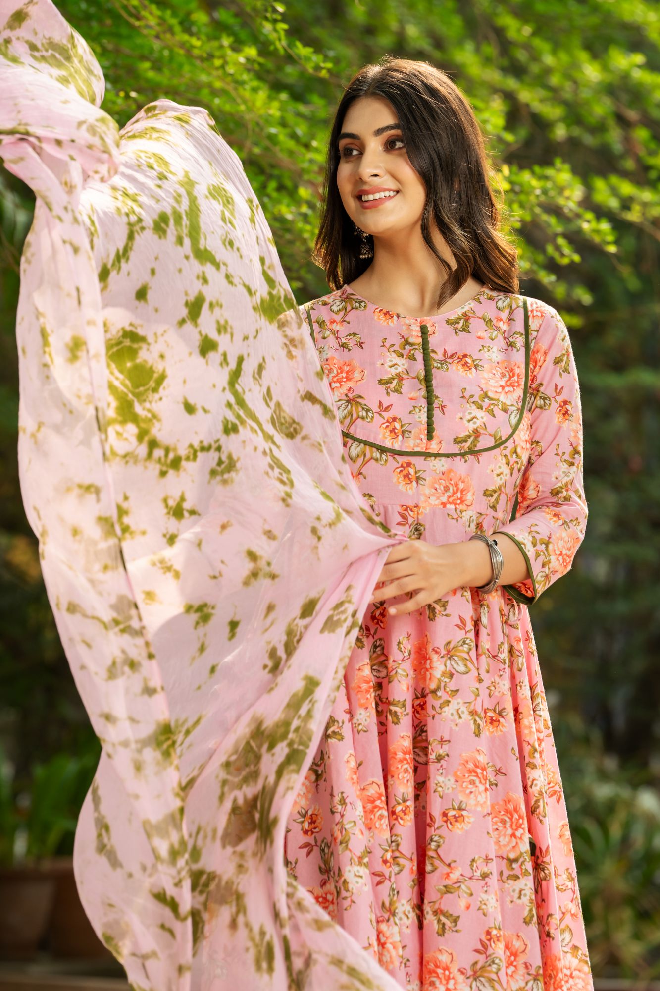 PINK FLORAL FLARE SUIT SET