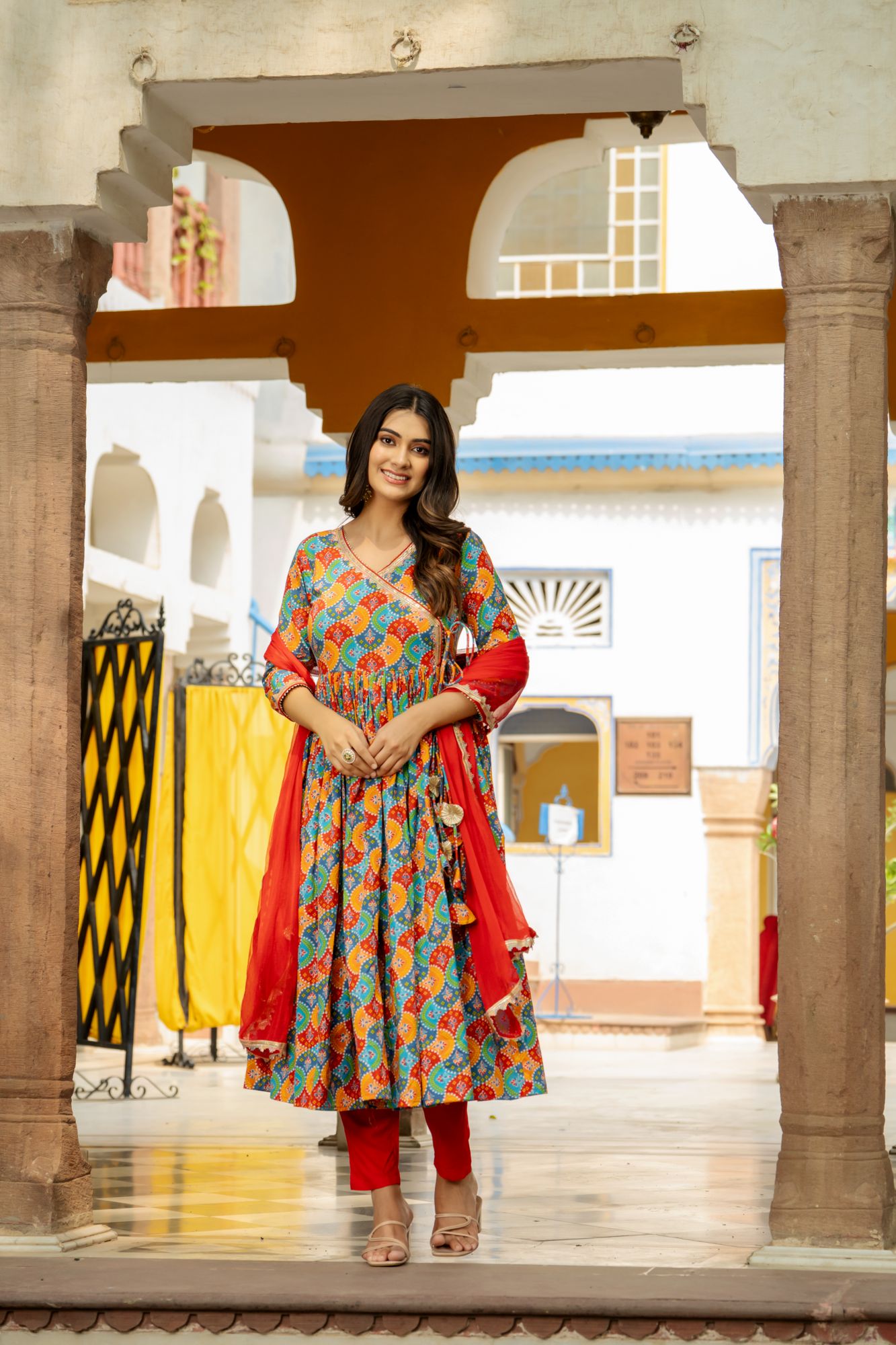 RADIANT MULTIHUED SUIT SET