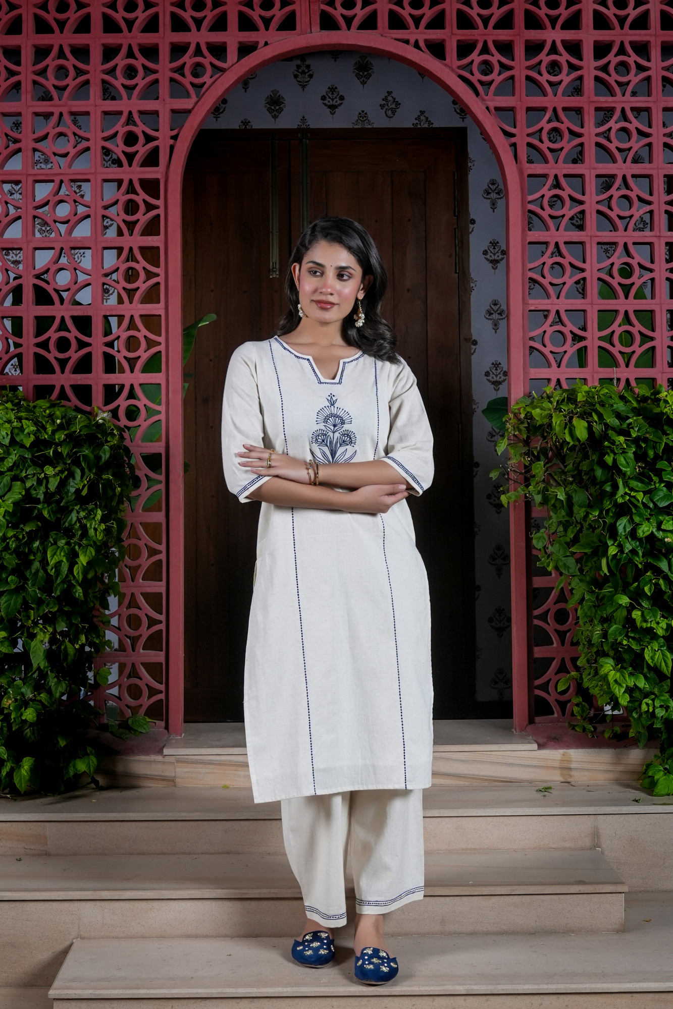 CREAM KAMAL EMBROIDERED SET