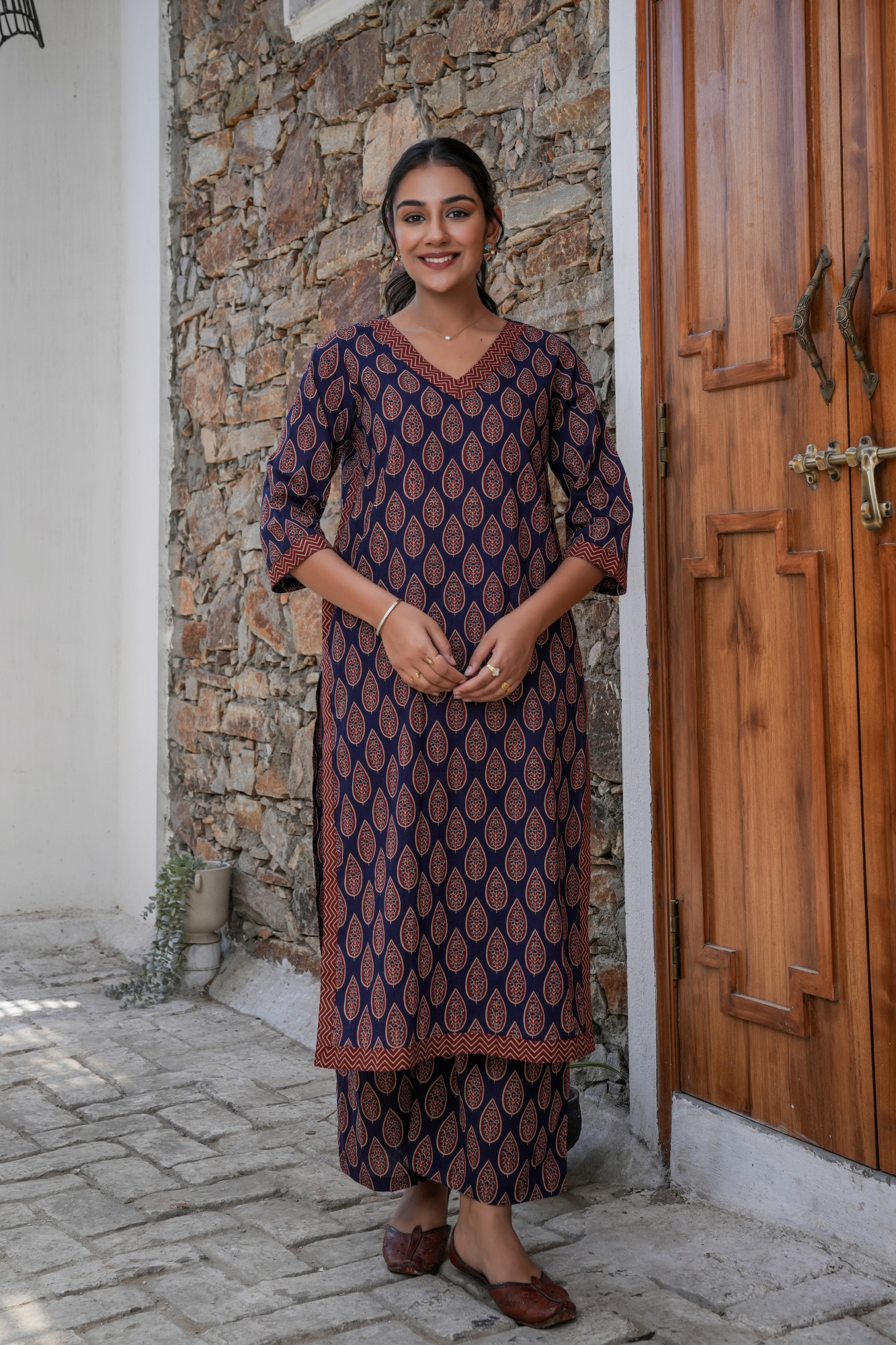 NEELAM VASTRA COTTON SUIT