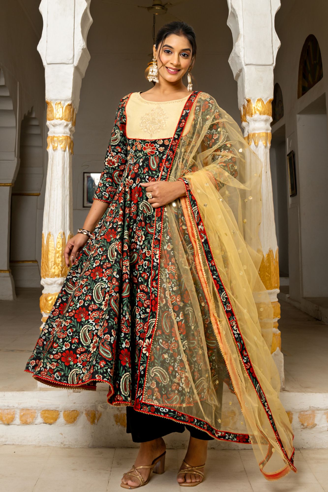 ZARIKA COTTON LACE SUIT SET